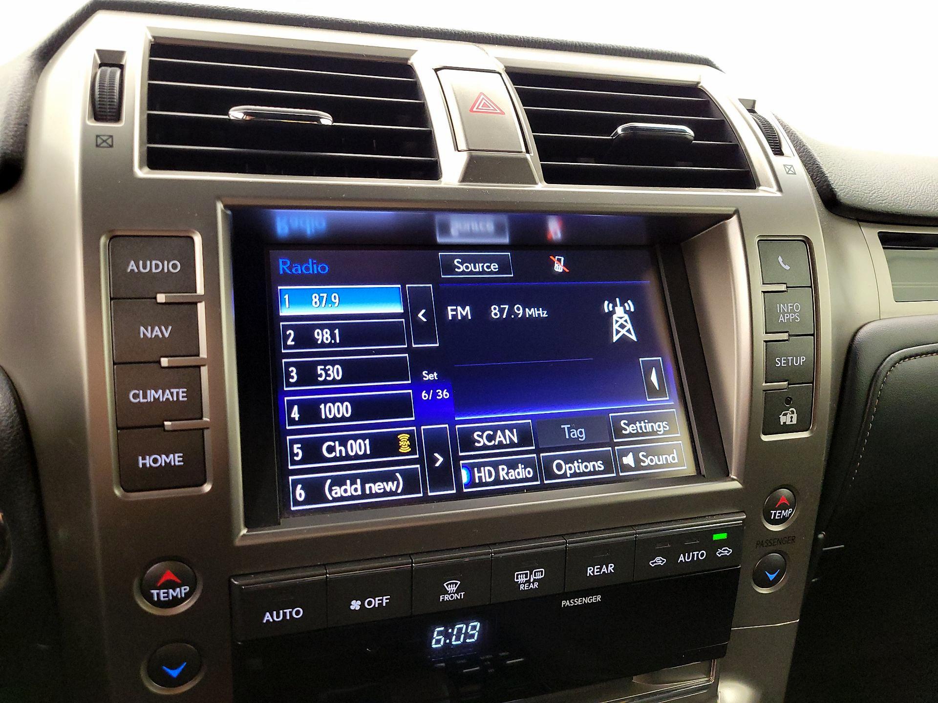 Thumbnail: 2020 Lexus GX - 16