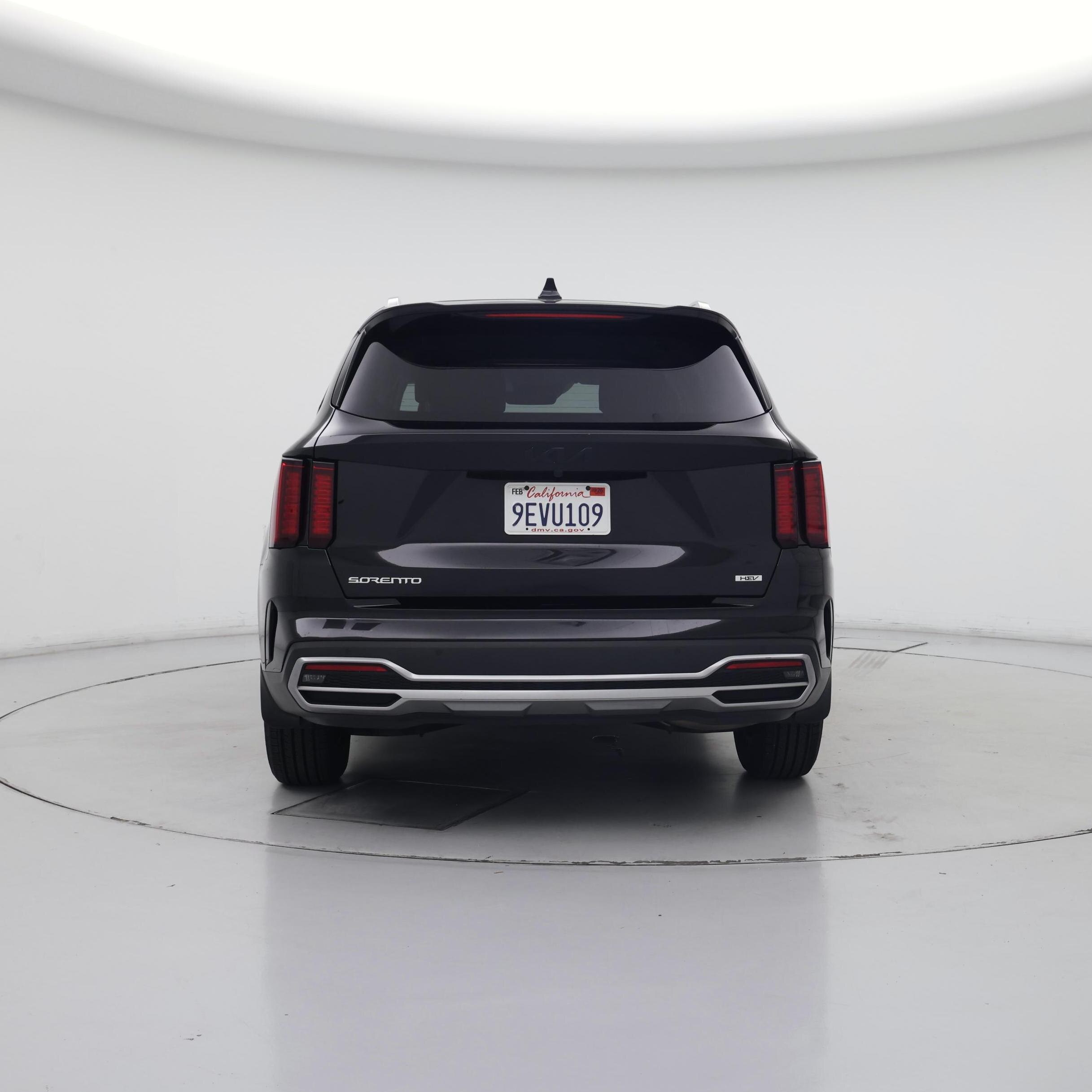 Thumbnail: 2023 Kia Sorento - 6