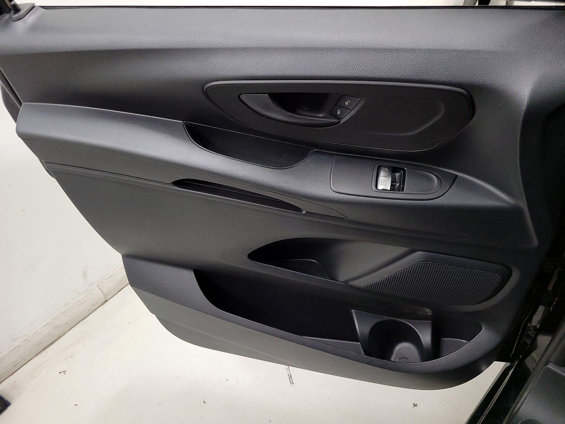 Thumbnail: 2023 Mercedes-Benz Metris - 12