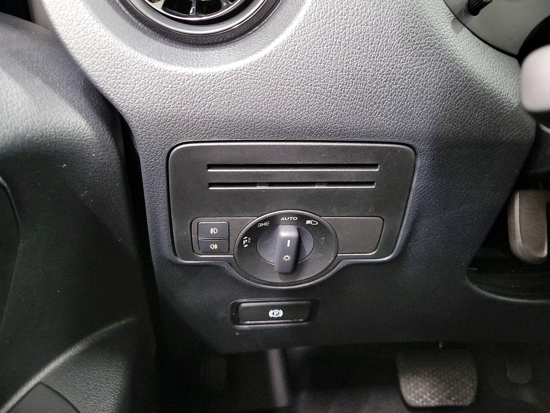 Thumbnail: 2023 Mercedes-Benz Metris - 13