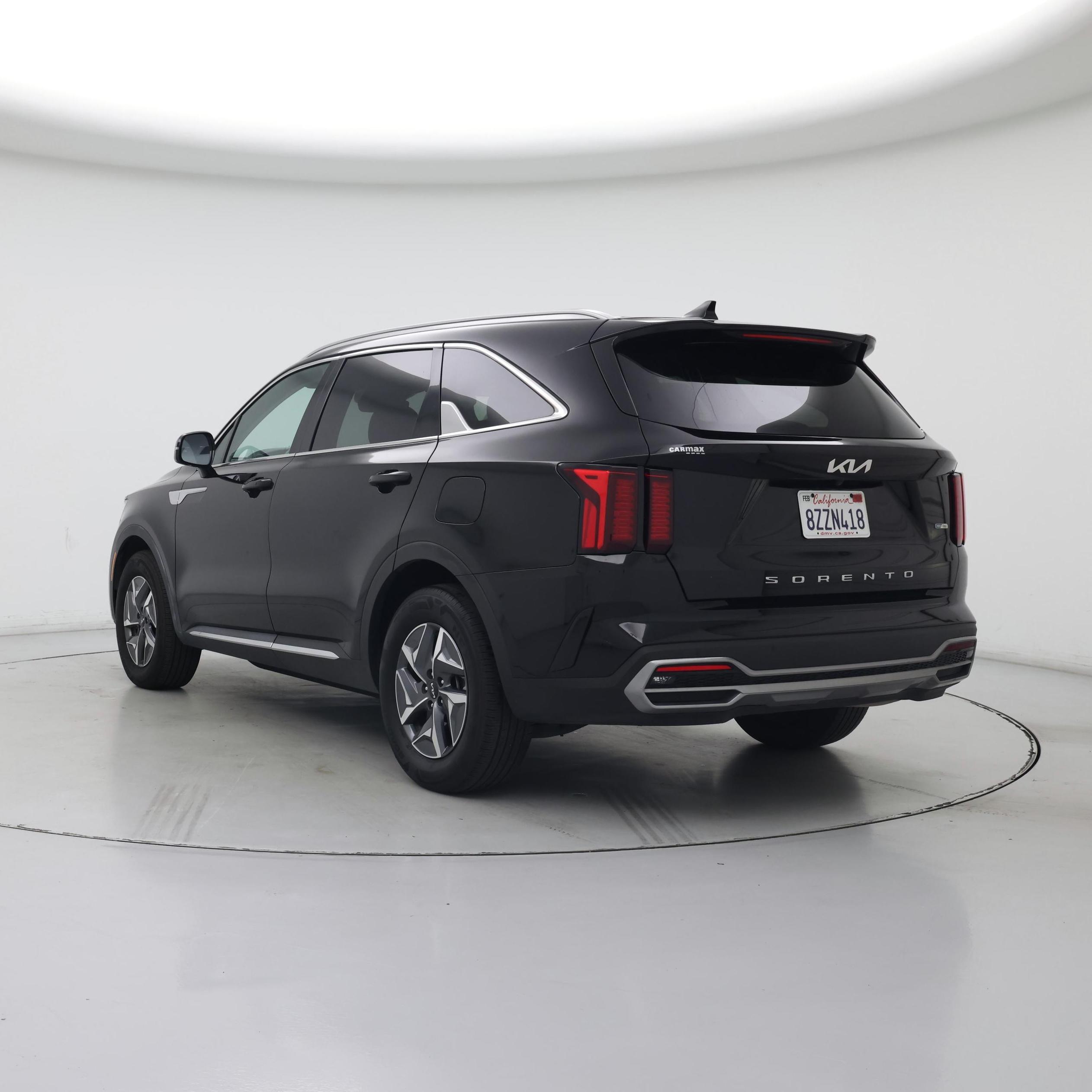 Thumbnail: 2022 Kia Sorento - 2