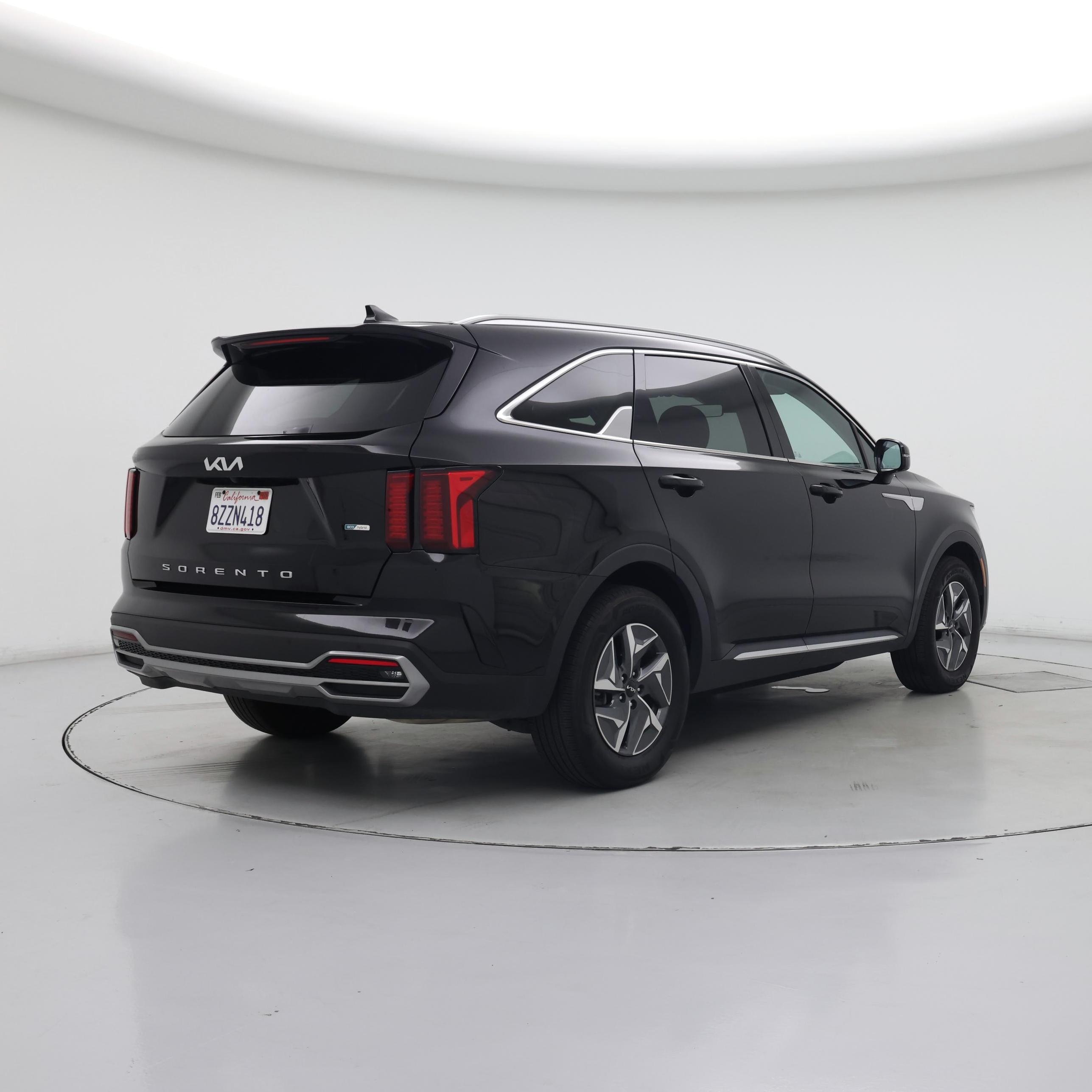 Thumbnail: 2022 Kia Sorento - 8