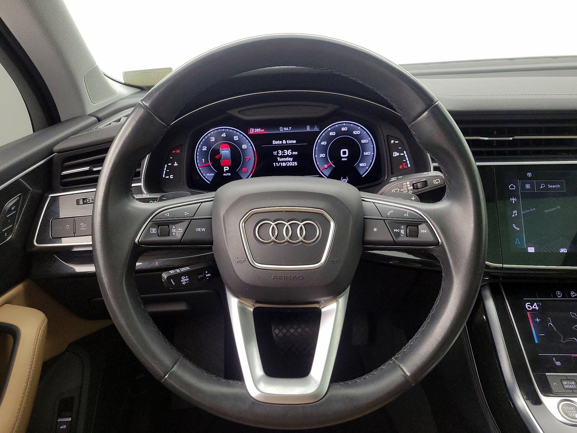 Thumbnail: 2023 Audi Q7 - 10