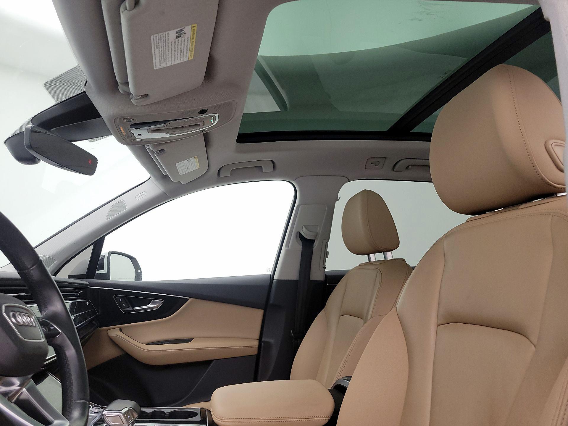 Thumbnail: 2023 Audi Q7 - 20