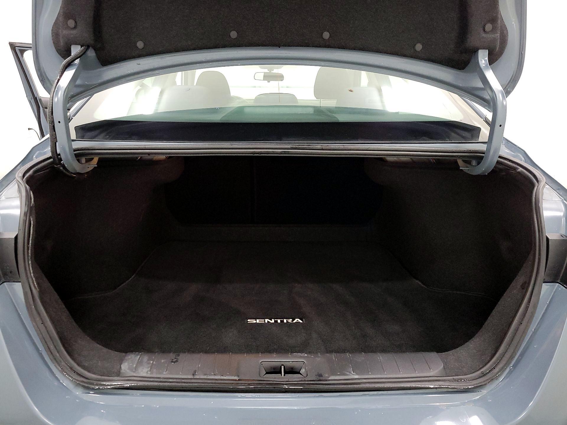 Thumbnail: 2024 Nissan Sentra - 20