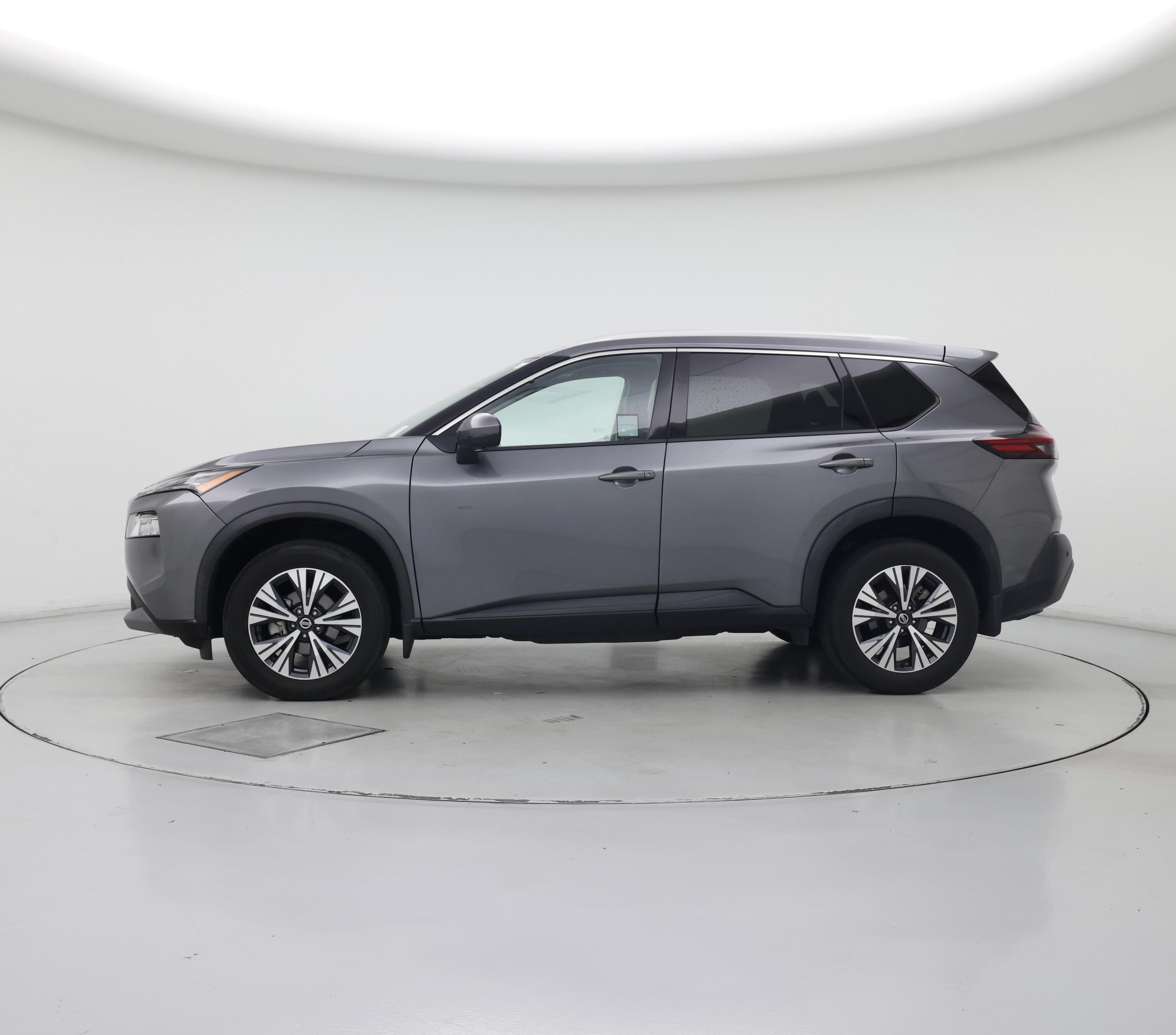 Thumbnail: 2021 Nissan Rogue - 3