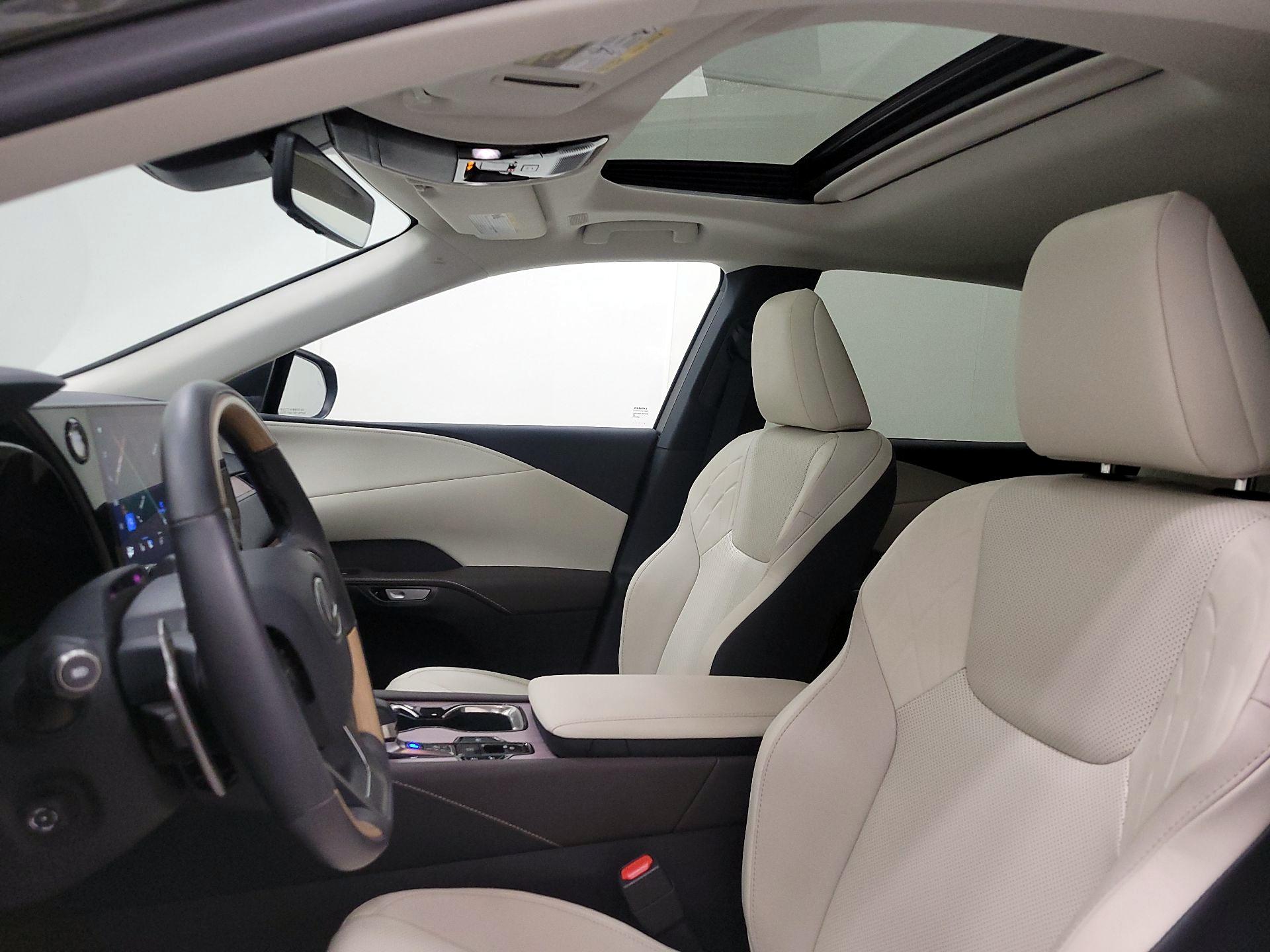 Thumbnail: 2024 Lexus RX - 20