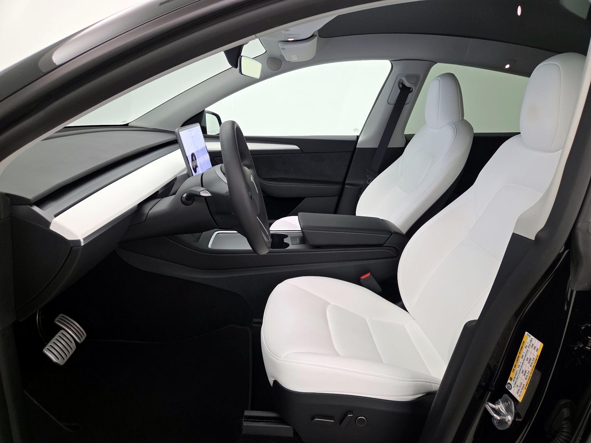 Thumbnail: 2025 Tesla Model Y - 11