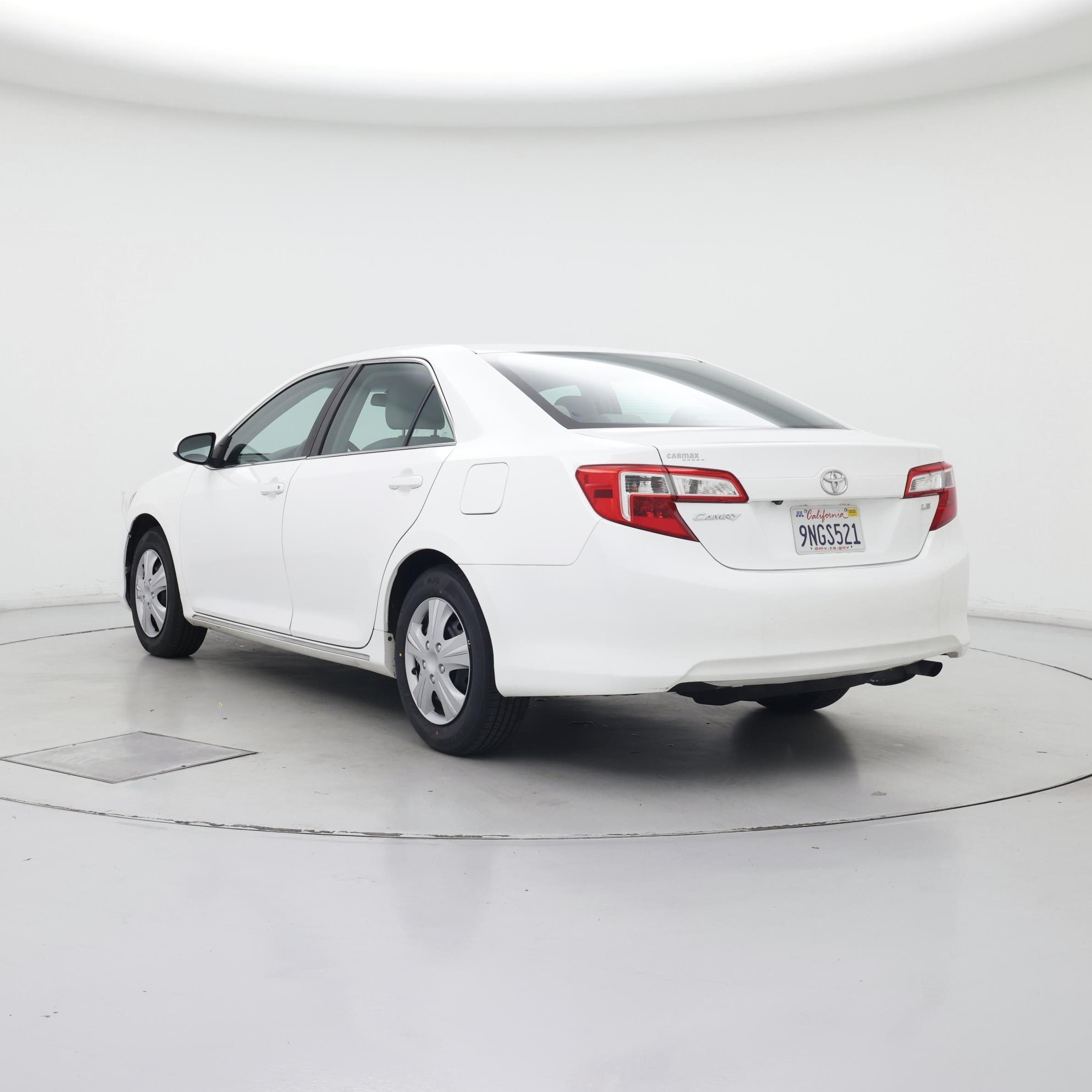 Thumbnail: 2014 Toyota Camry - 2