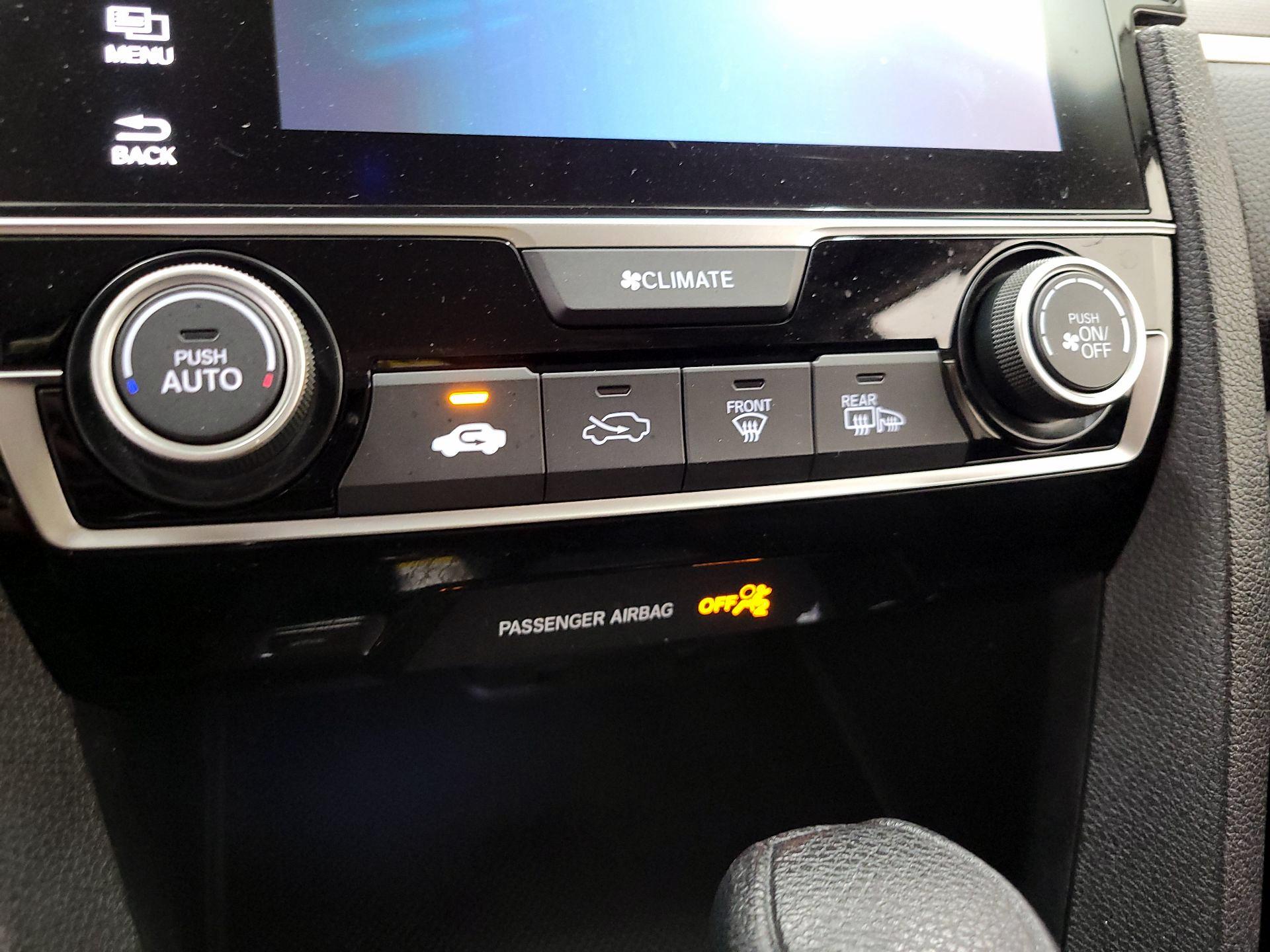 Thumbnail: 2018 Honda Civic - 16