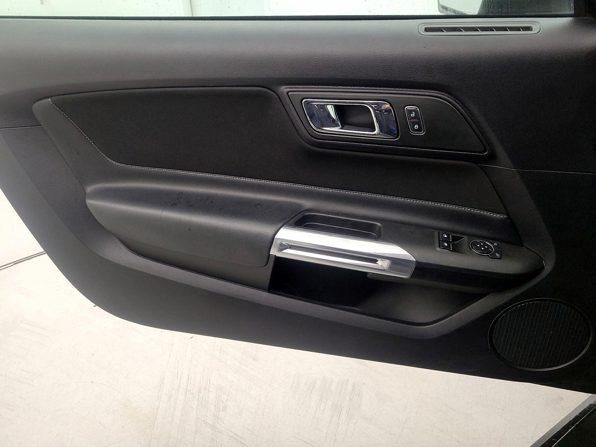 Thumbnail: 2017 Ford Mustang - 12