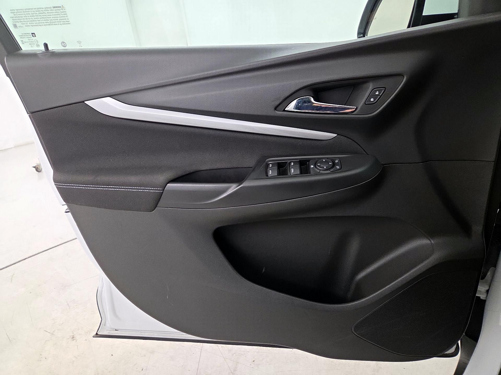 Thumbnail: 2022 Chevrolet Bolt EUV - 12