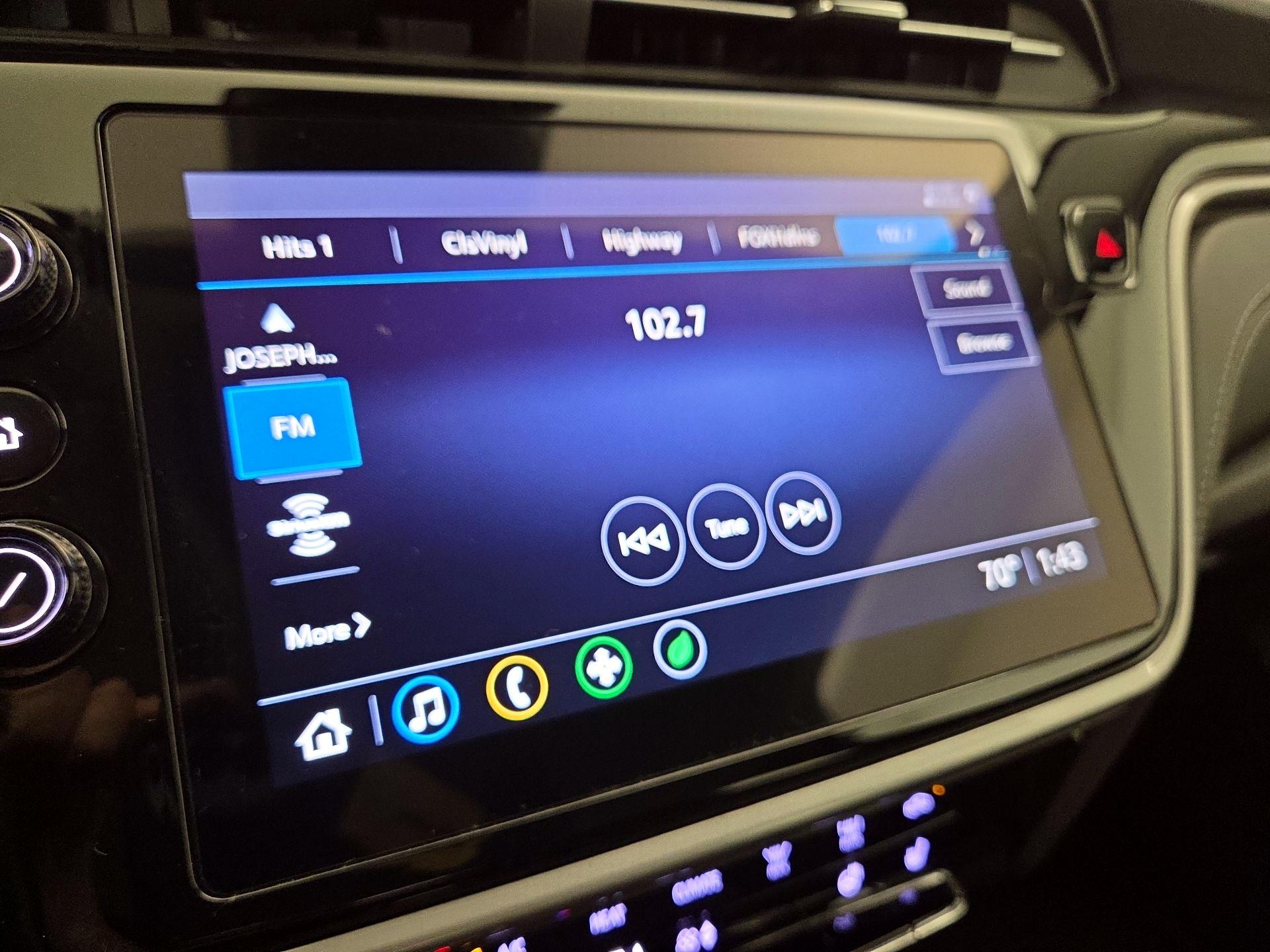 Thumbnail: 2022 Chevrolet Bolt EUV - 15