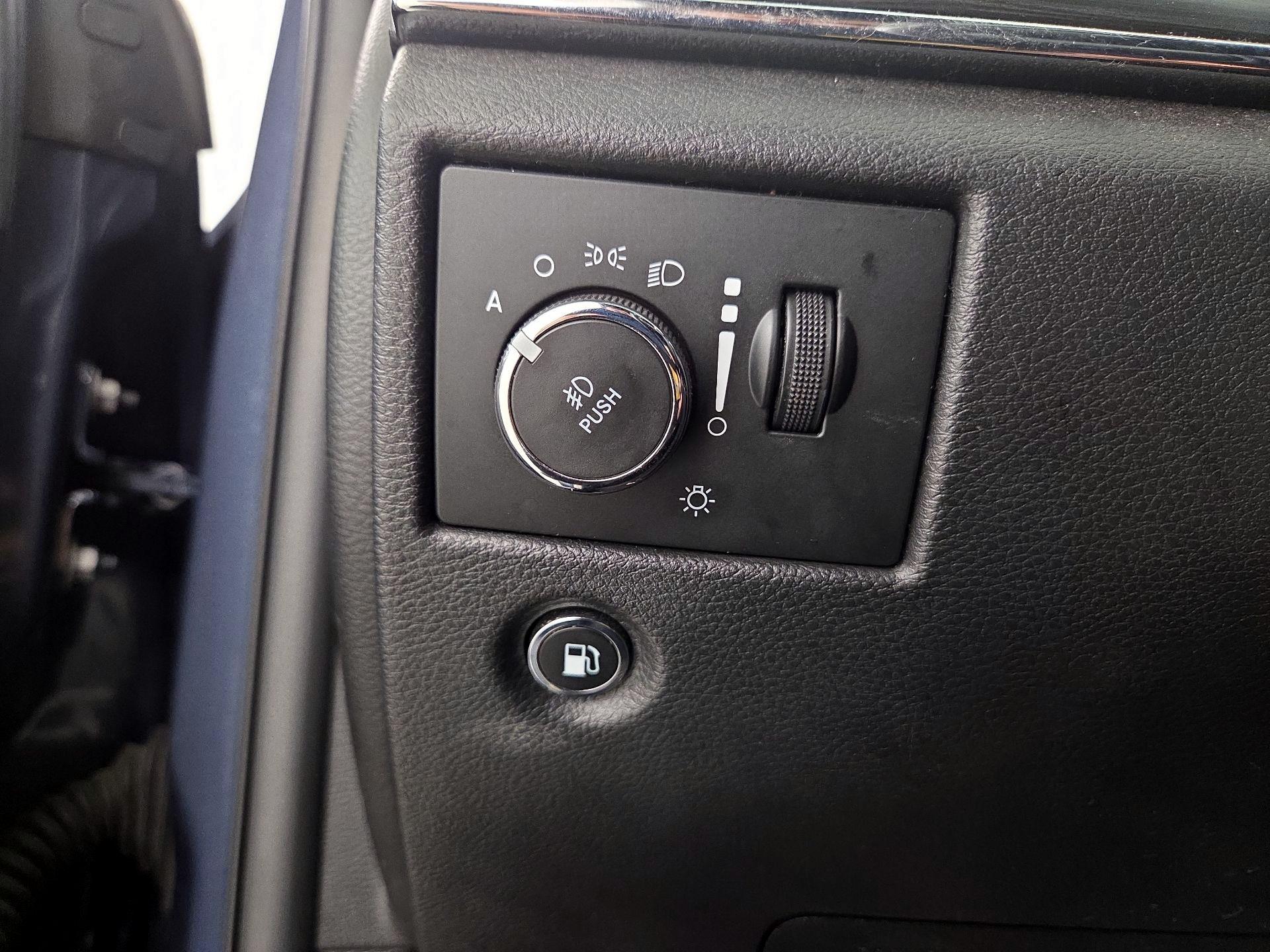 Thumbnail: 2019 Jeep Grand Cherokee - 13