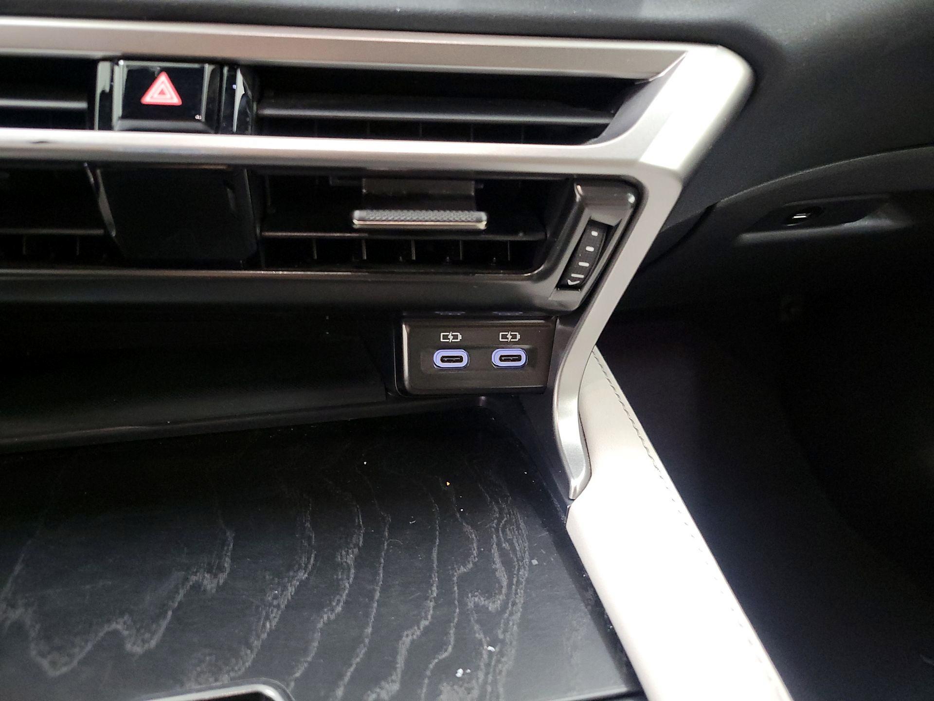 Thumbnail: 2023 Lexus RX - 18