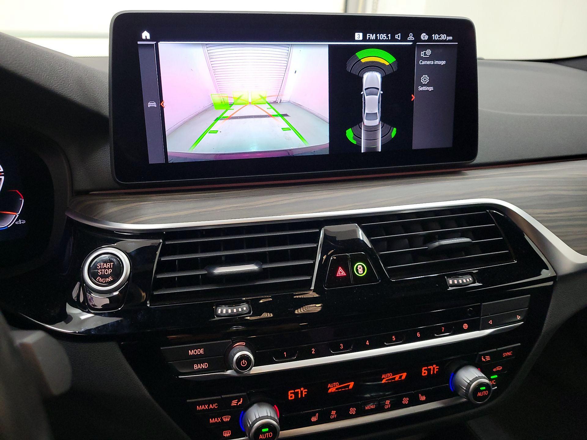 Thumbnail: 2022 BMW 5 Series - 15