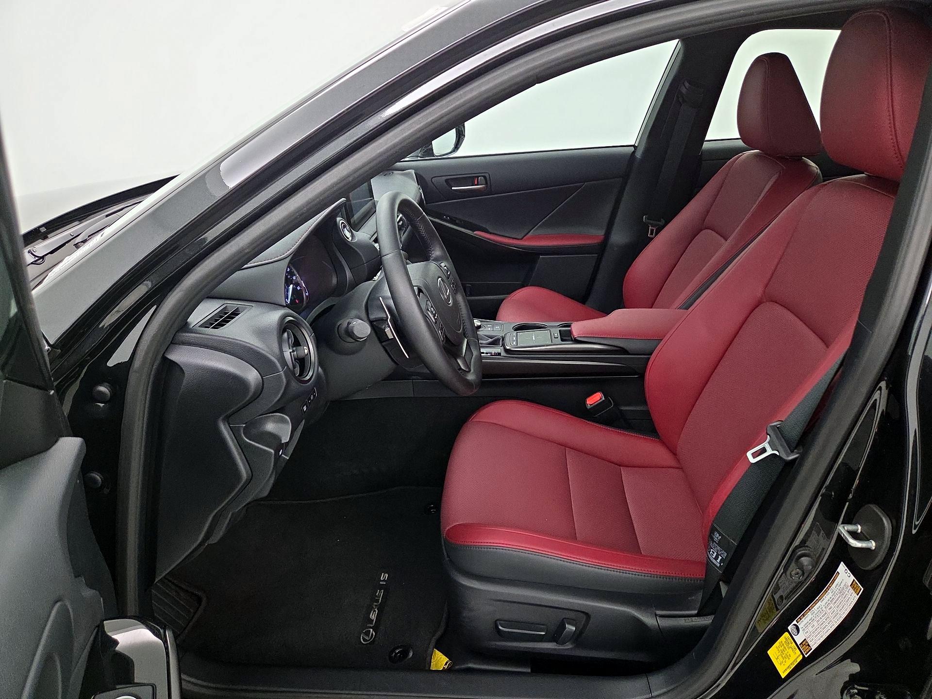 Thumbnail: 2025 Lexus IS - 11