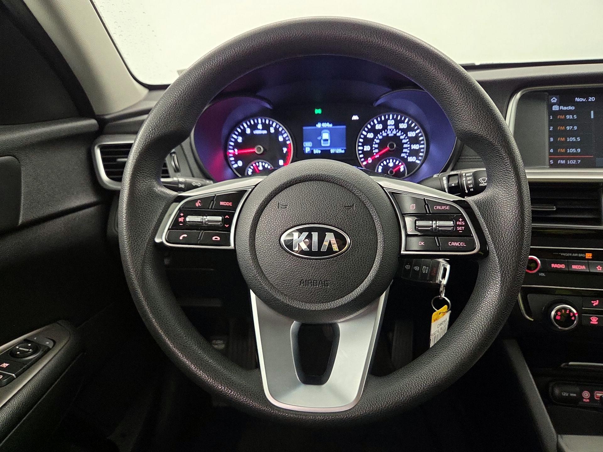 Thumbnail: 2020 Kia Optima - 10