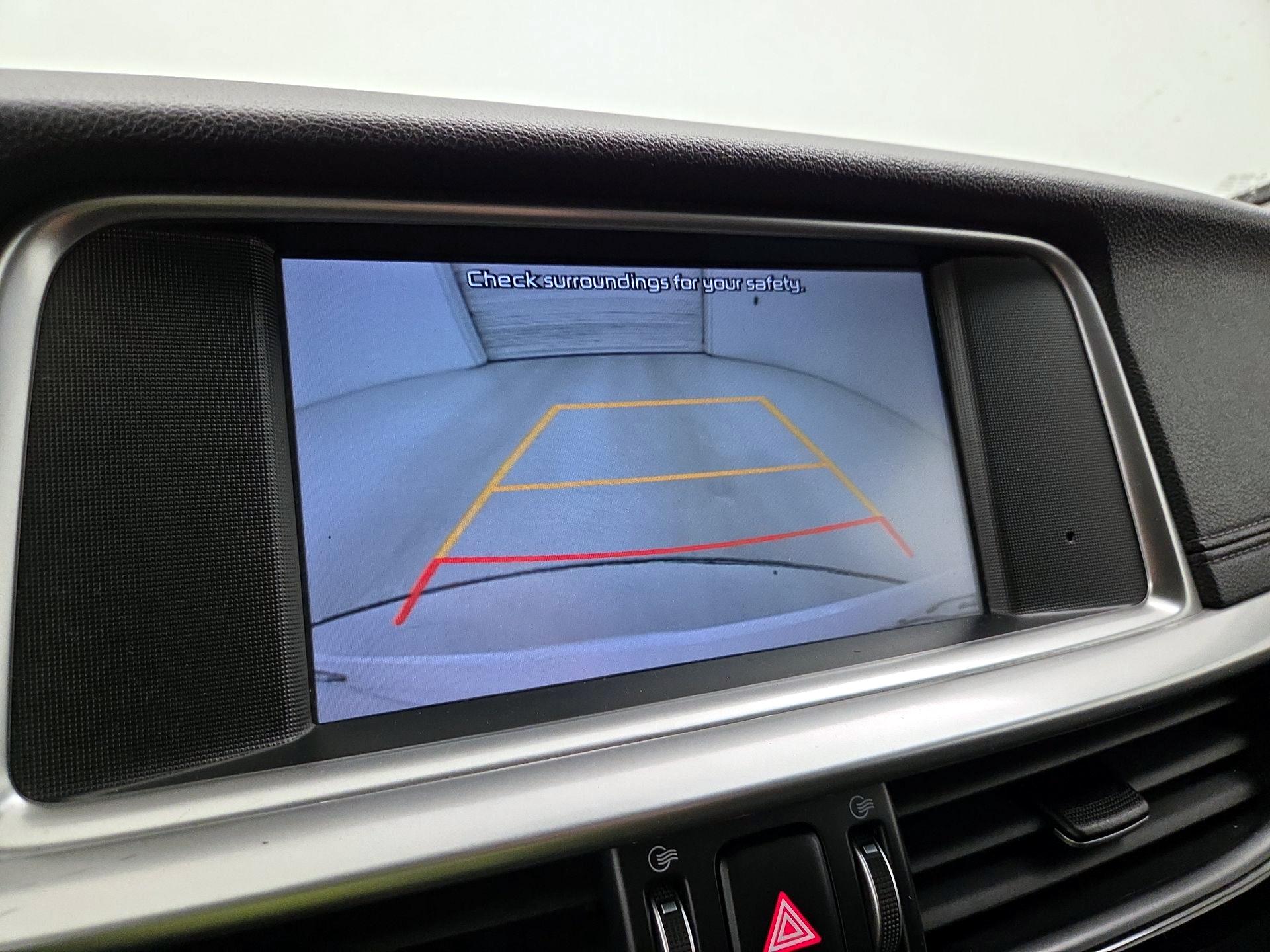 Thumbnail: 2020 Kia Optima - 14