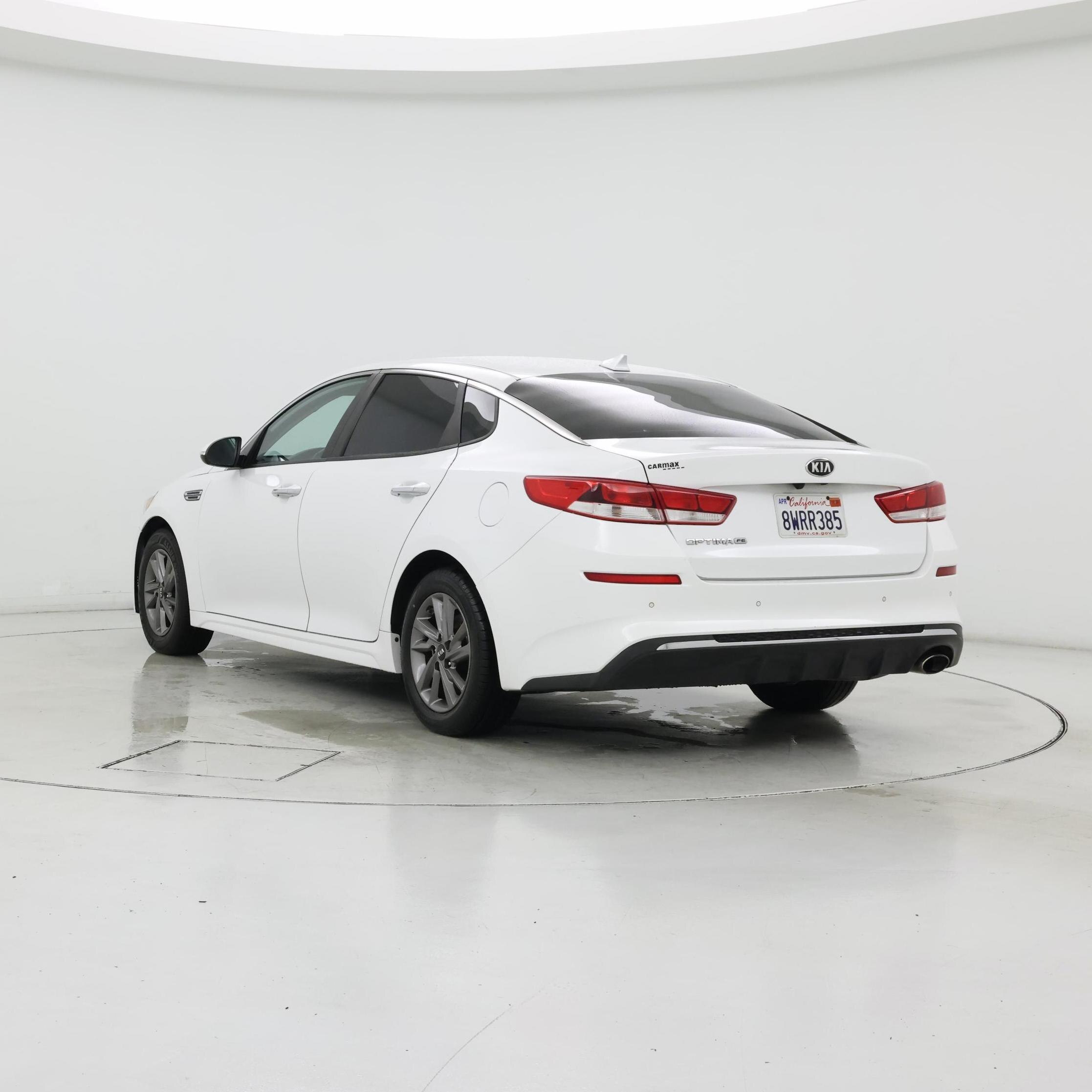 Thumbnail: 2020 Kia Optima - 2