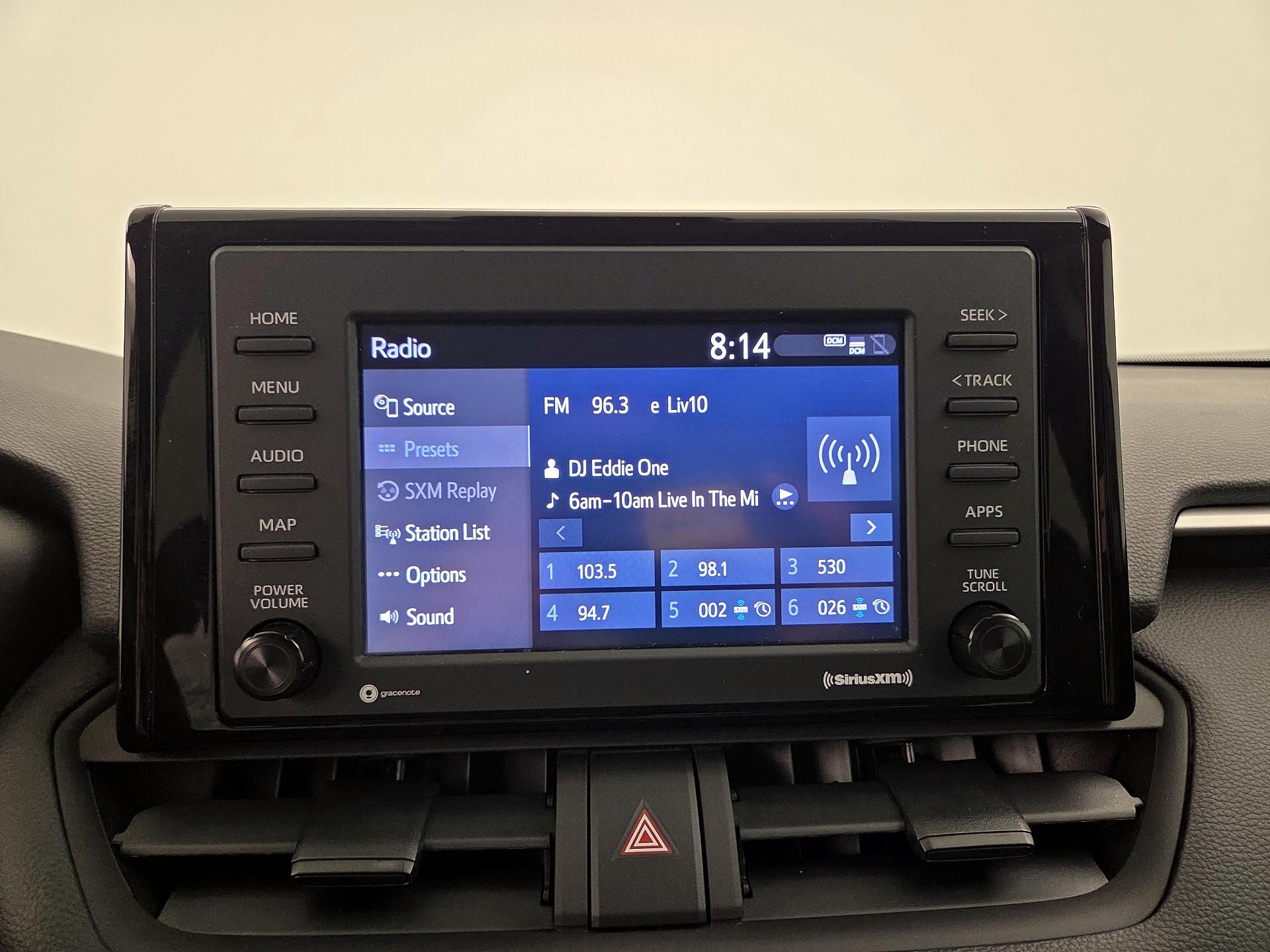 Thumbnail: 2022 Toyota RAV4 - 15