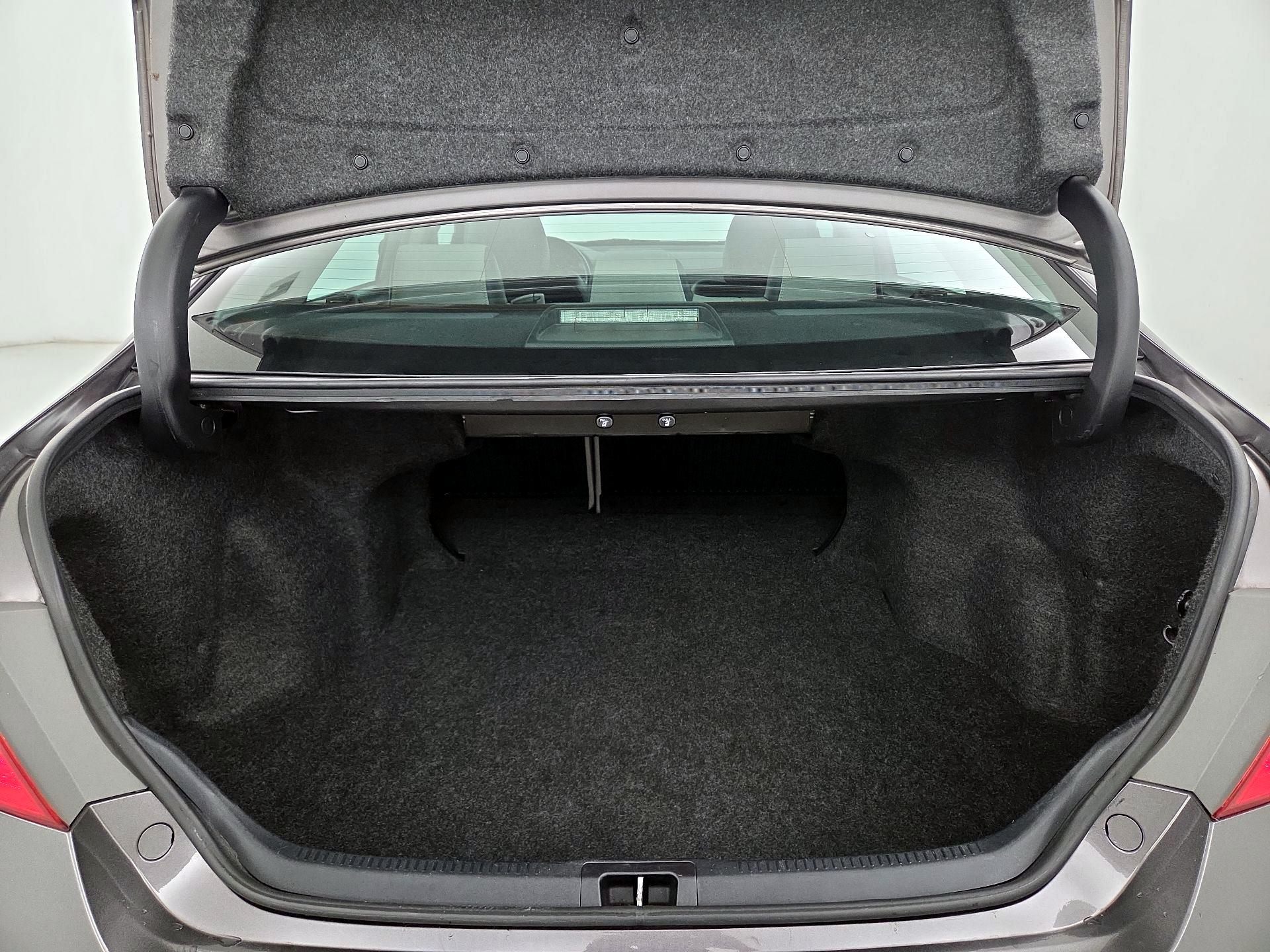 Thumbnail: 2016 Toyota Camry - 20