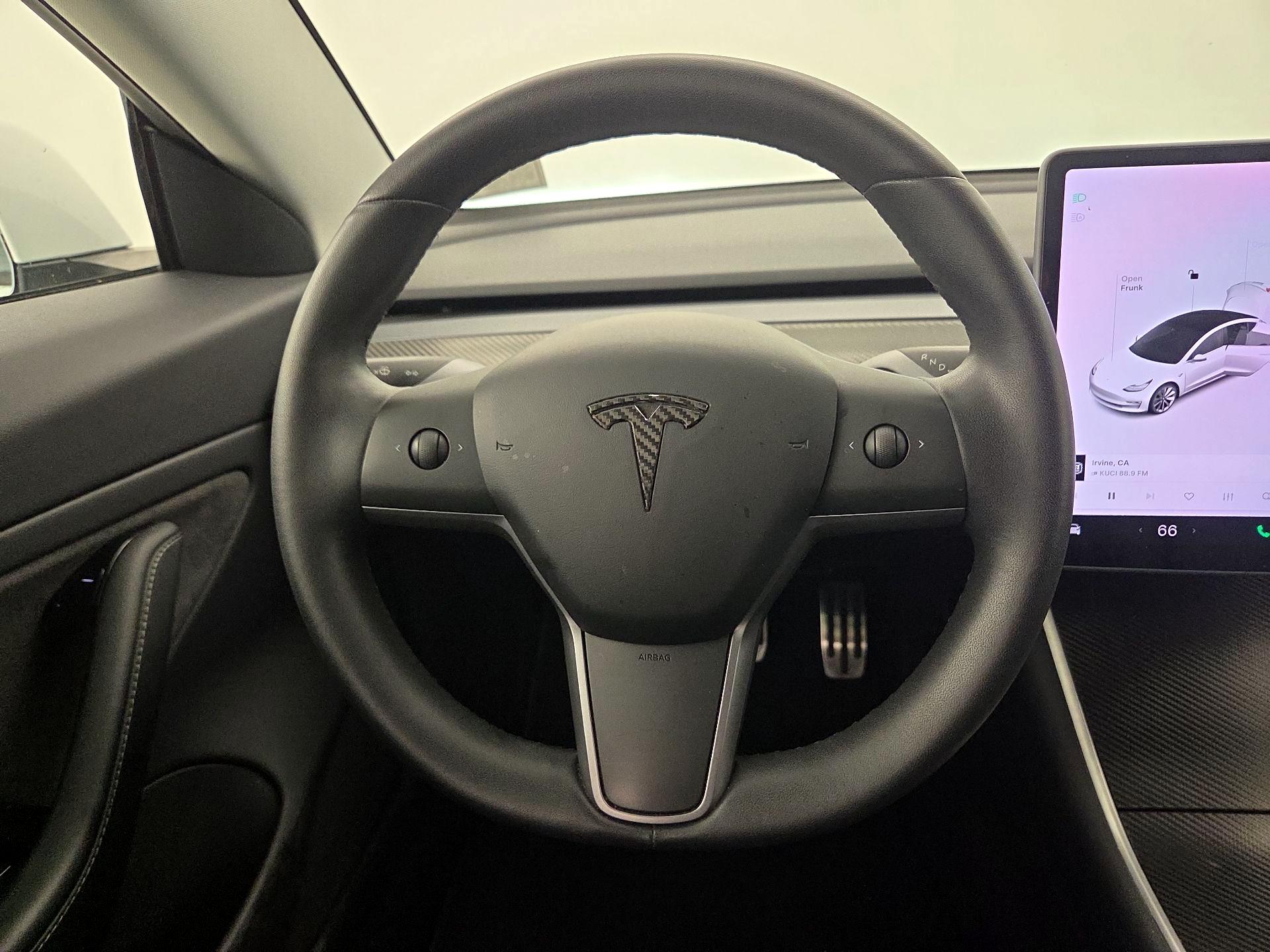 Thumbnail: 2020 Tesla Model 3 - 10