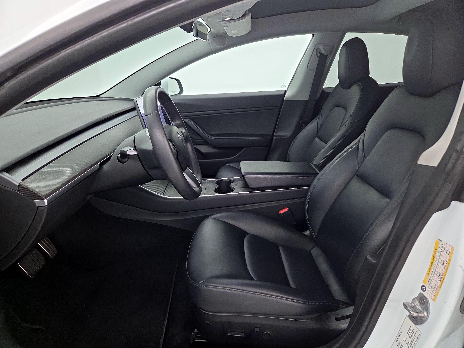 Thumbnail: 2020 Tesla Model 3 - 11