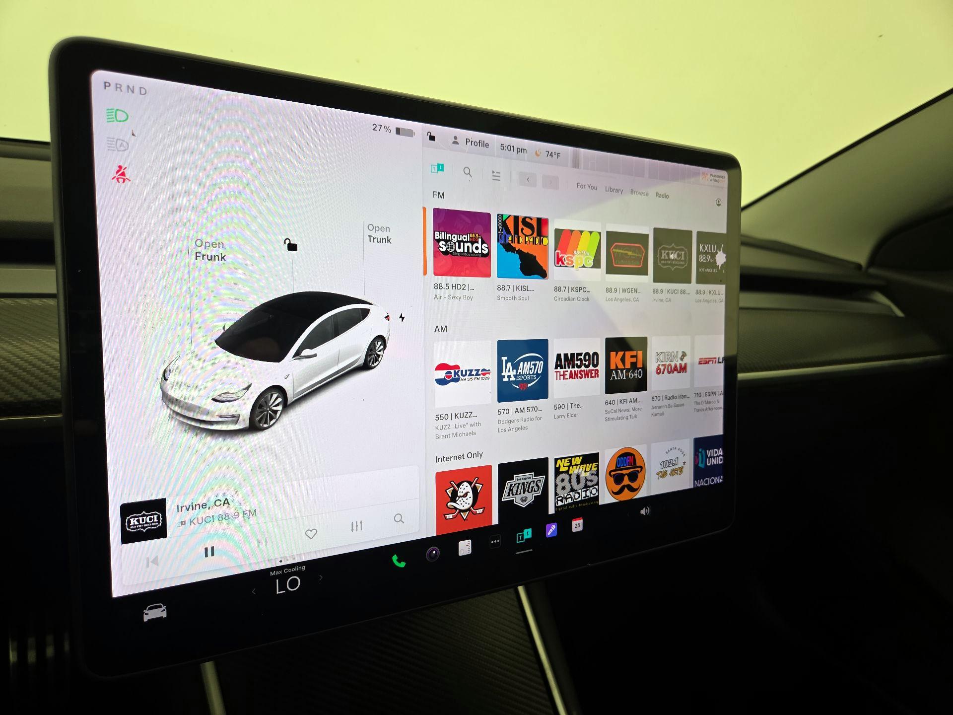 Thumbnail: 2020 Tesla Model 3 - 15