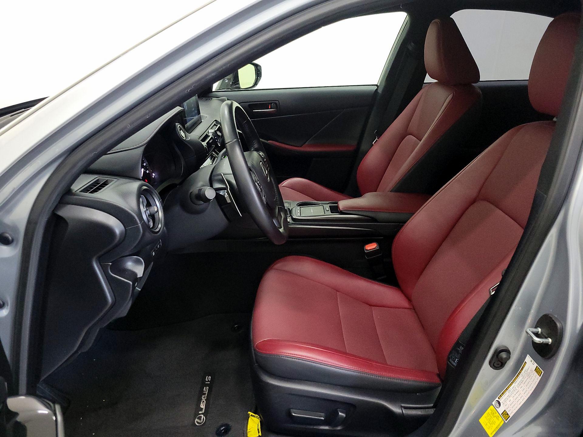 Thumbnail: 2023 Lexus IS - 11