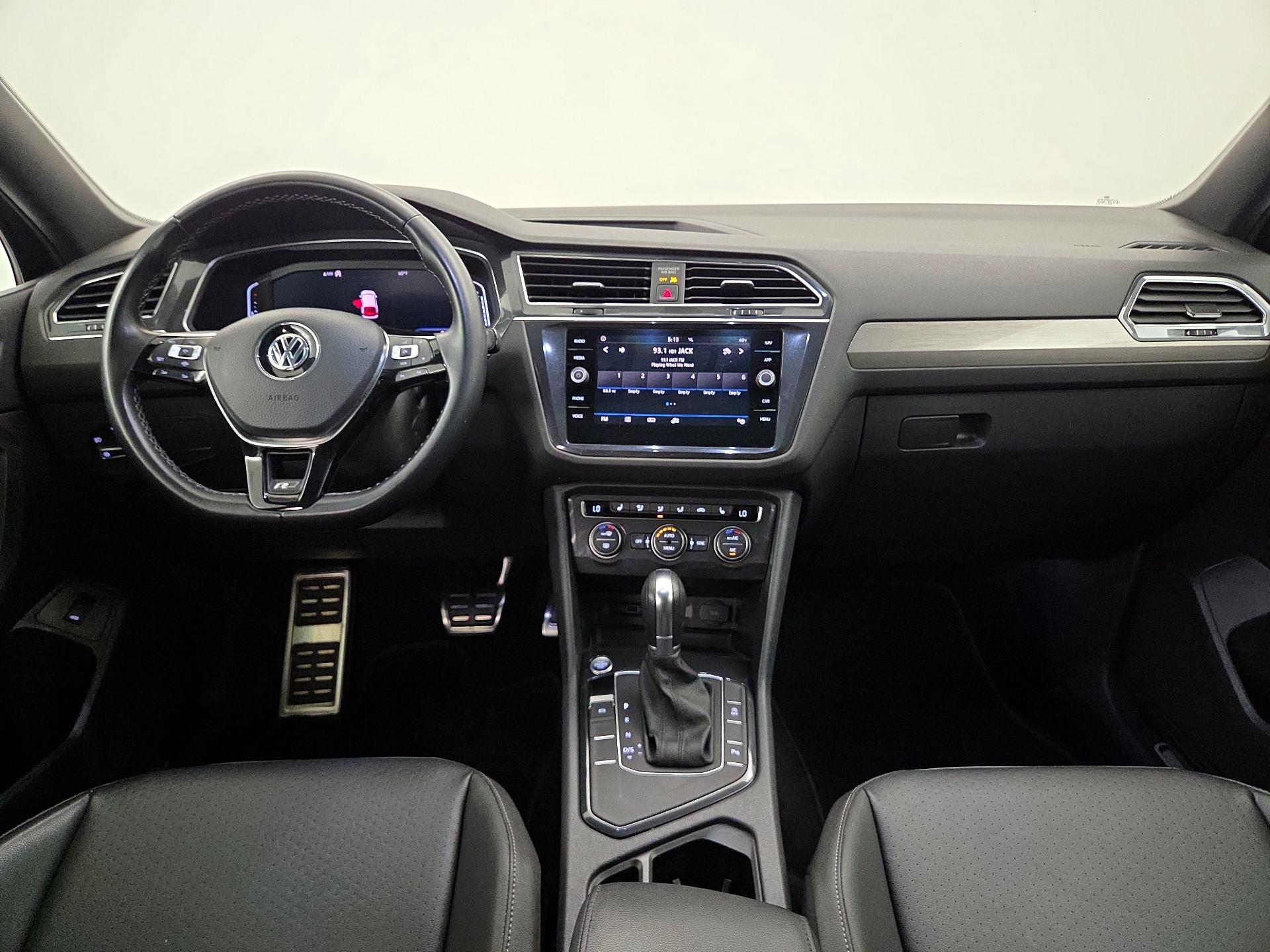 Thumbnail: 2019 Volkswagen Tiguan - 9