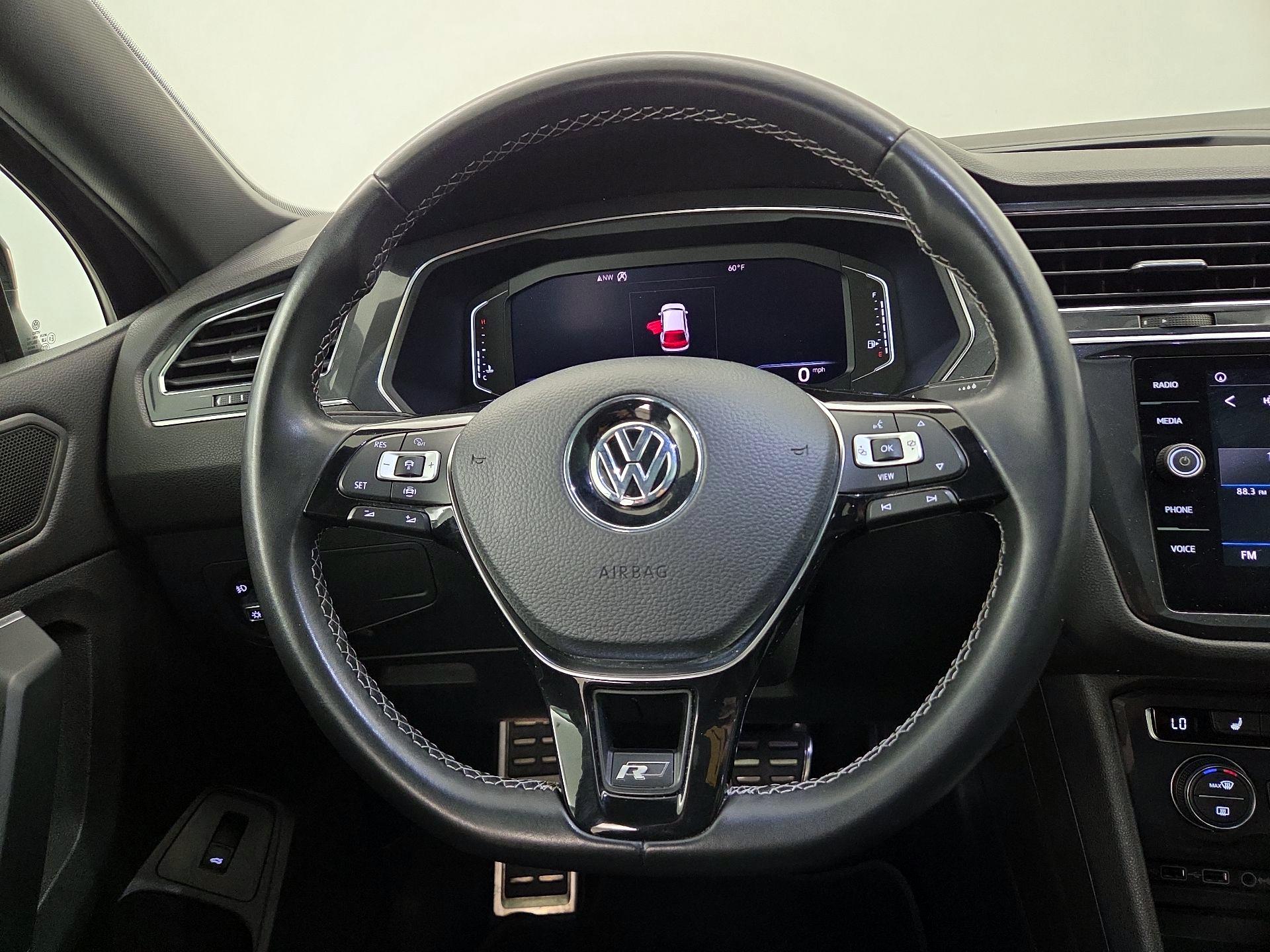 Thumbnail: 2019 Volkswagen Tiguan - 10