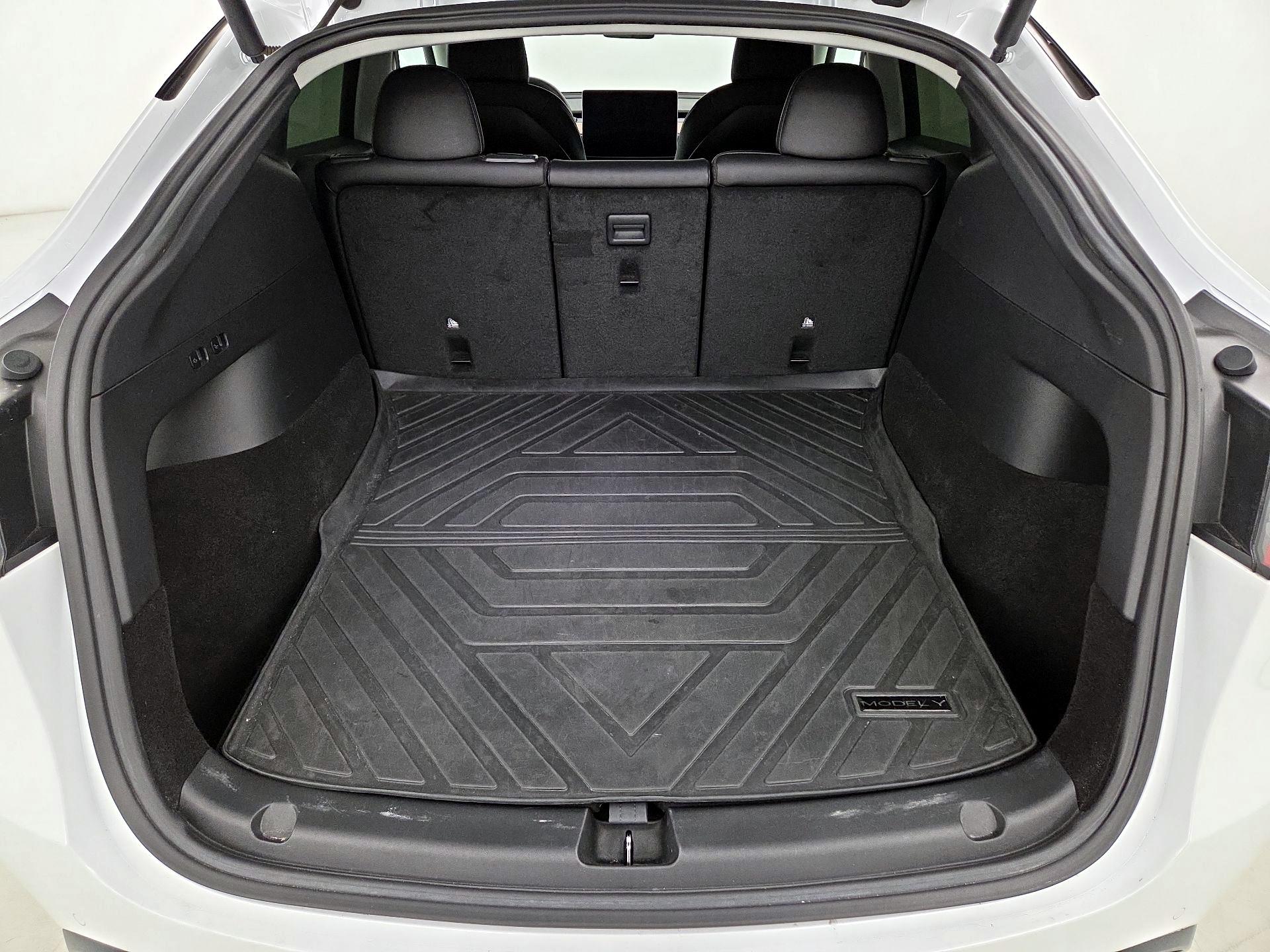 Thumbnail: 2022 Tesla Model Y - 20