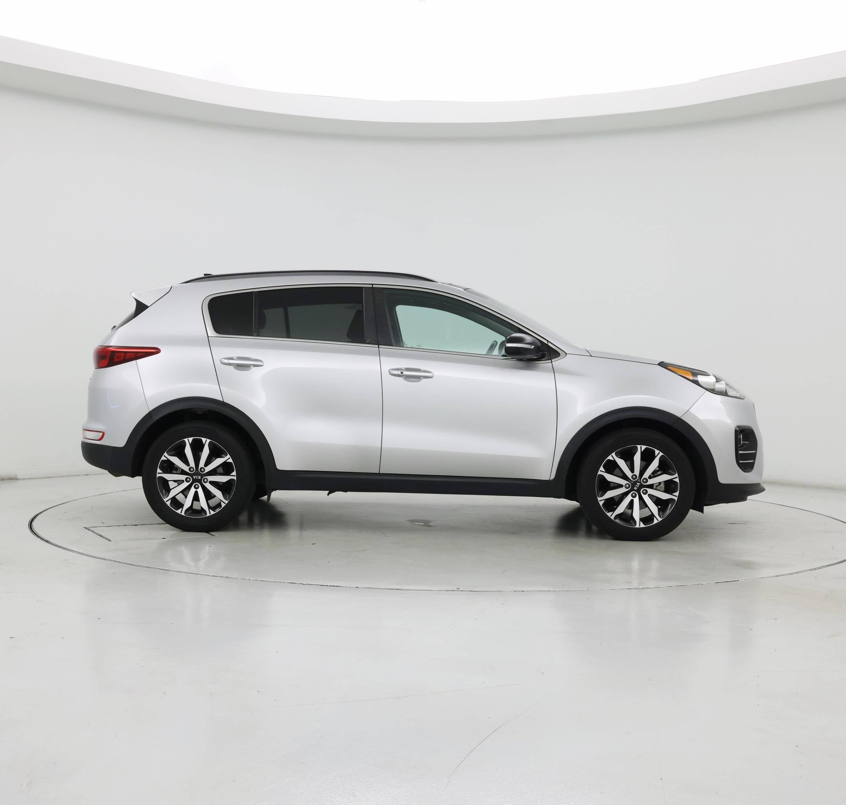 Thumbnail: 2019 Kia Sportage - 7