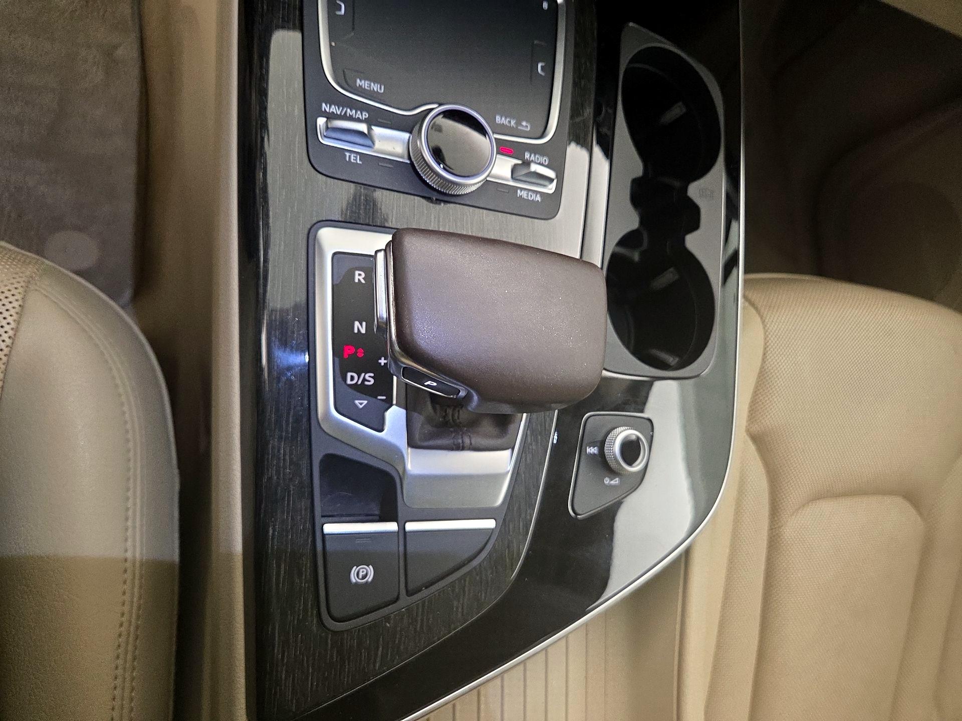 Thumbnail: 2017 Audi Q7 - 18