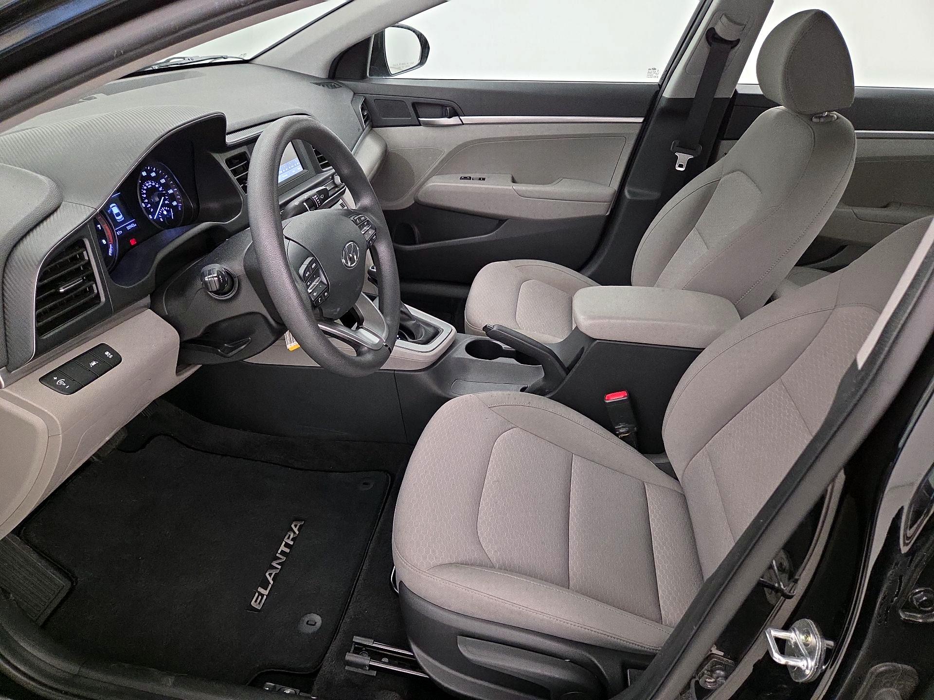 Thumbnail: 2020 Hyundai Elantra - 11