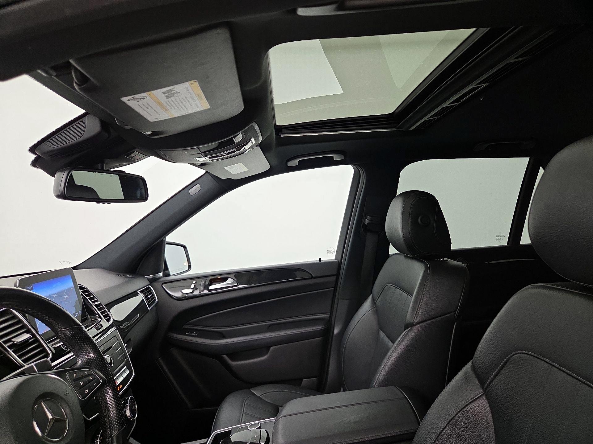 Thumbnail: 2018 Mercedes-Benz GLE - 20