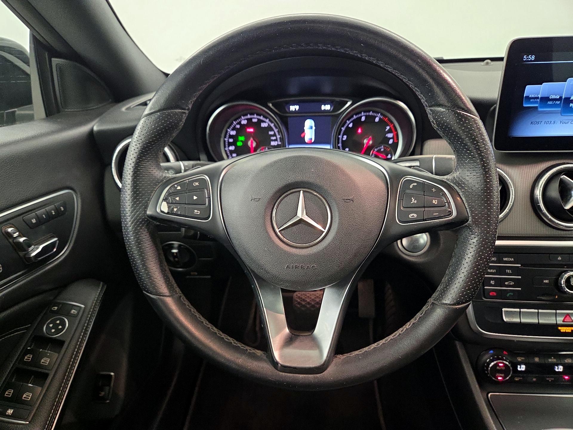 Thumbnail: 2019 Mercedes-Benz CLA - 10