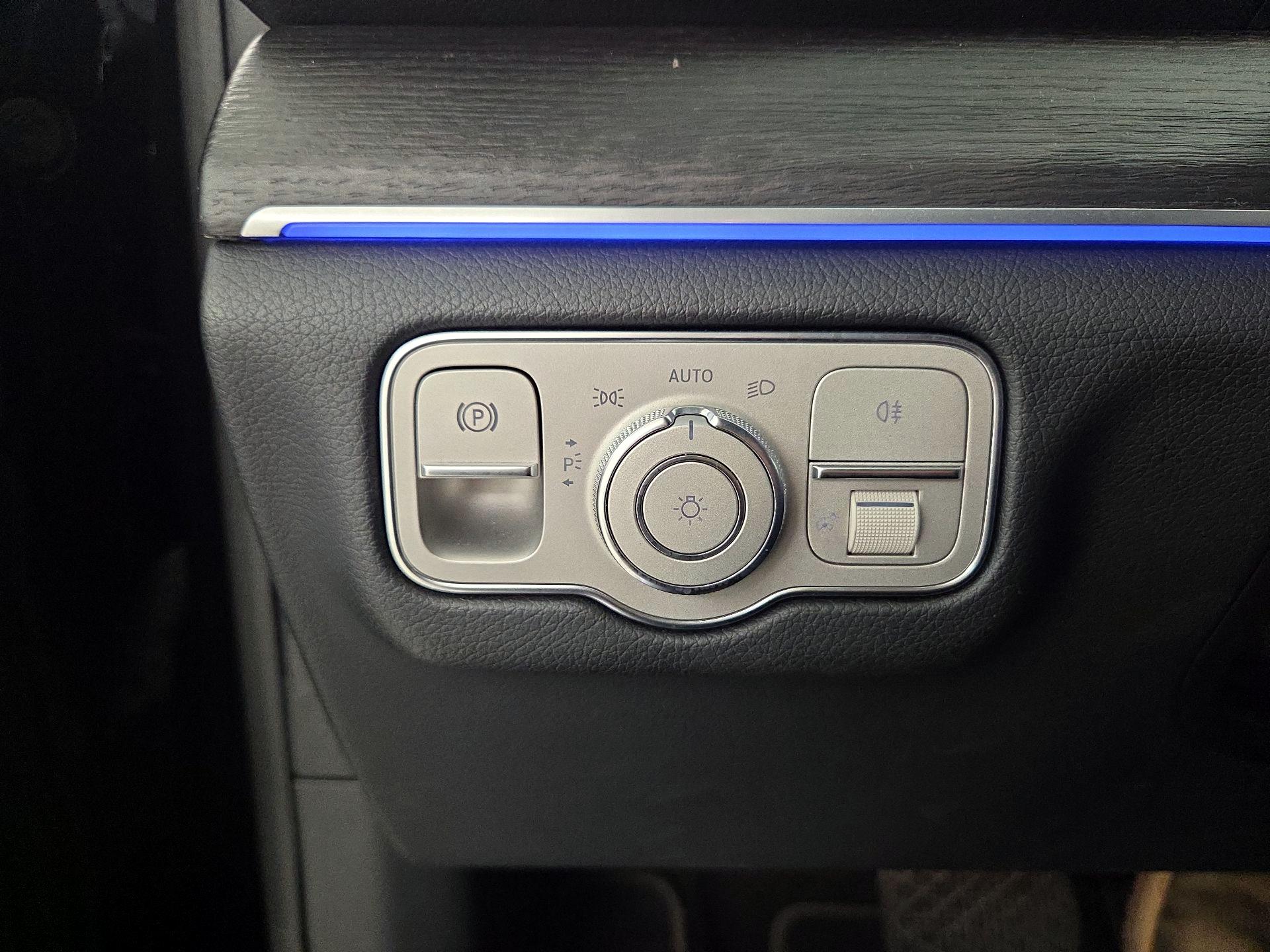 Thumbnail: 2021 Mercedes-Benz GLE - 13