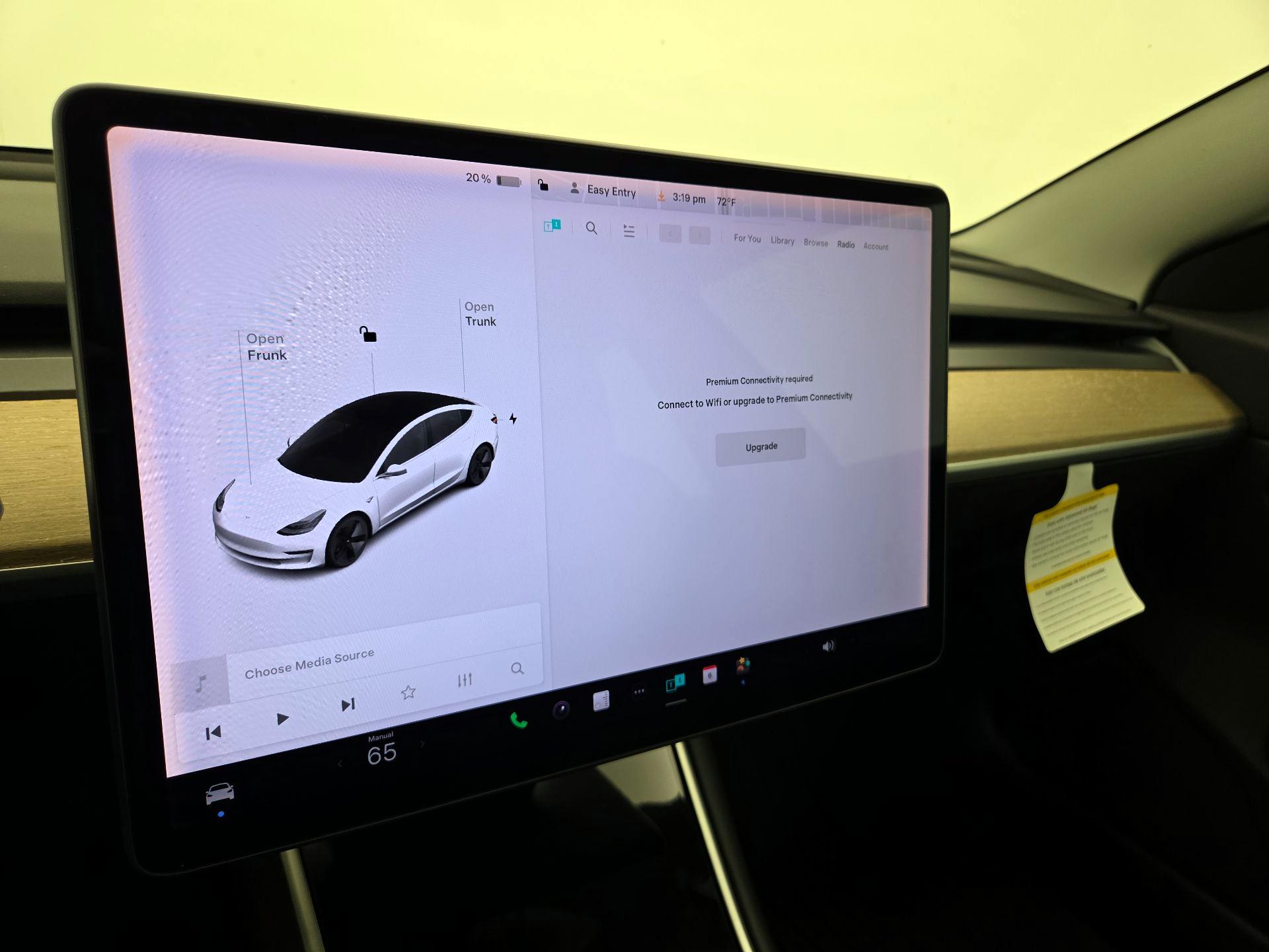 Thumbnail: 2019 Tesla Model 3 - 15