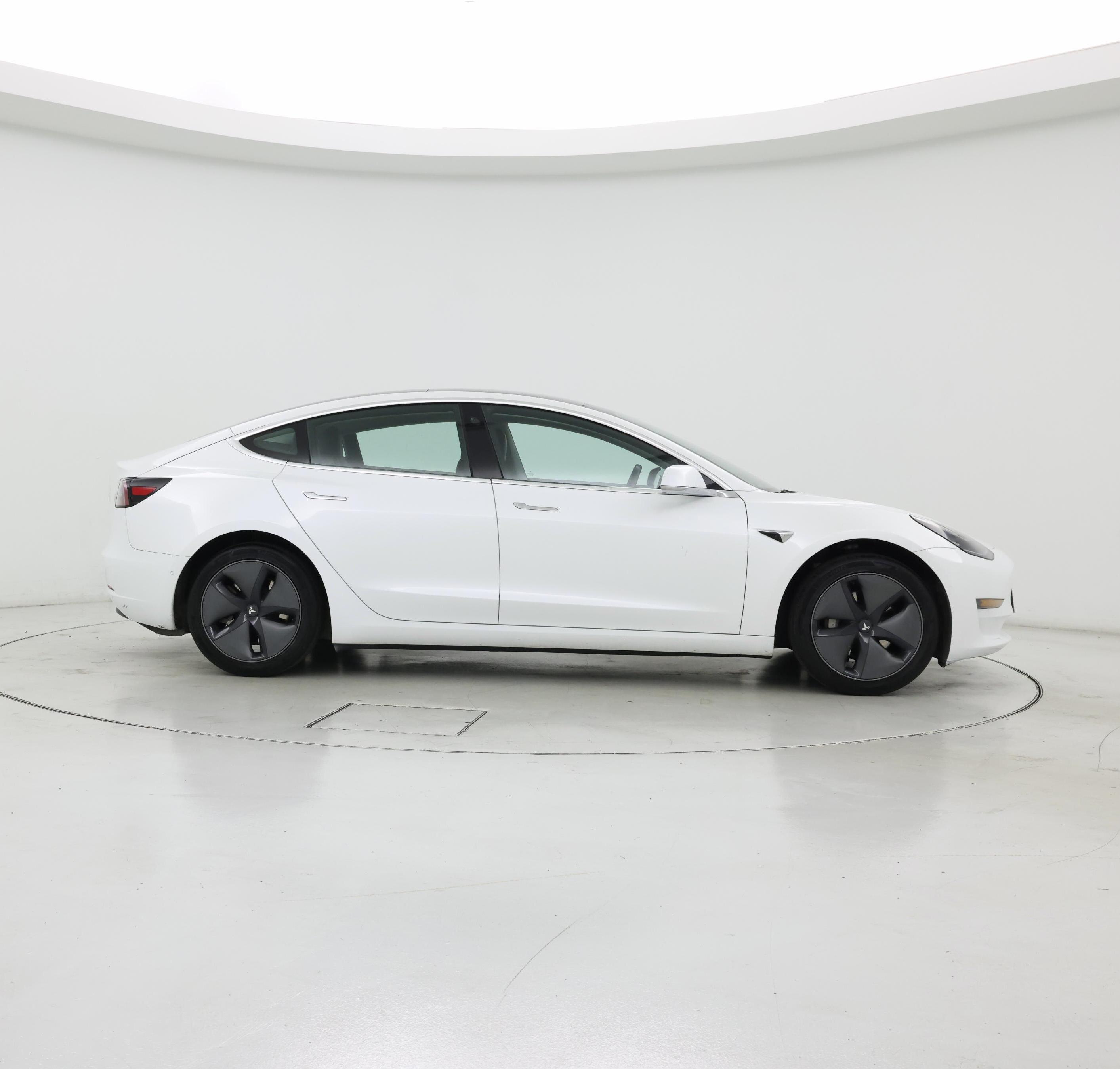 Thumbnail: 2019 Tesla Model 3 - 7