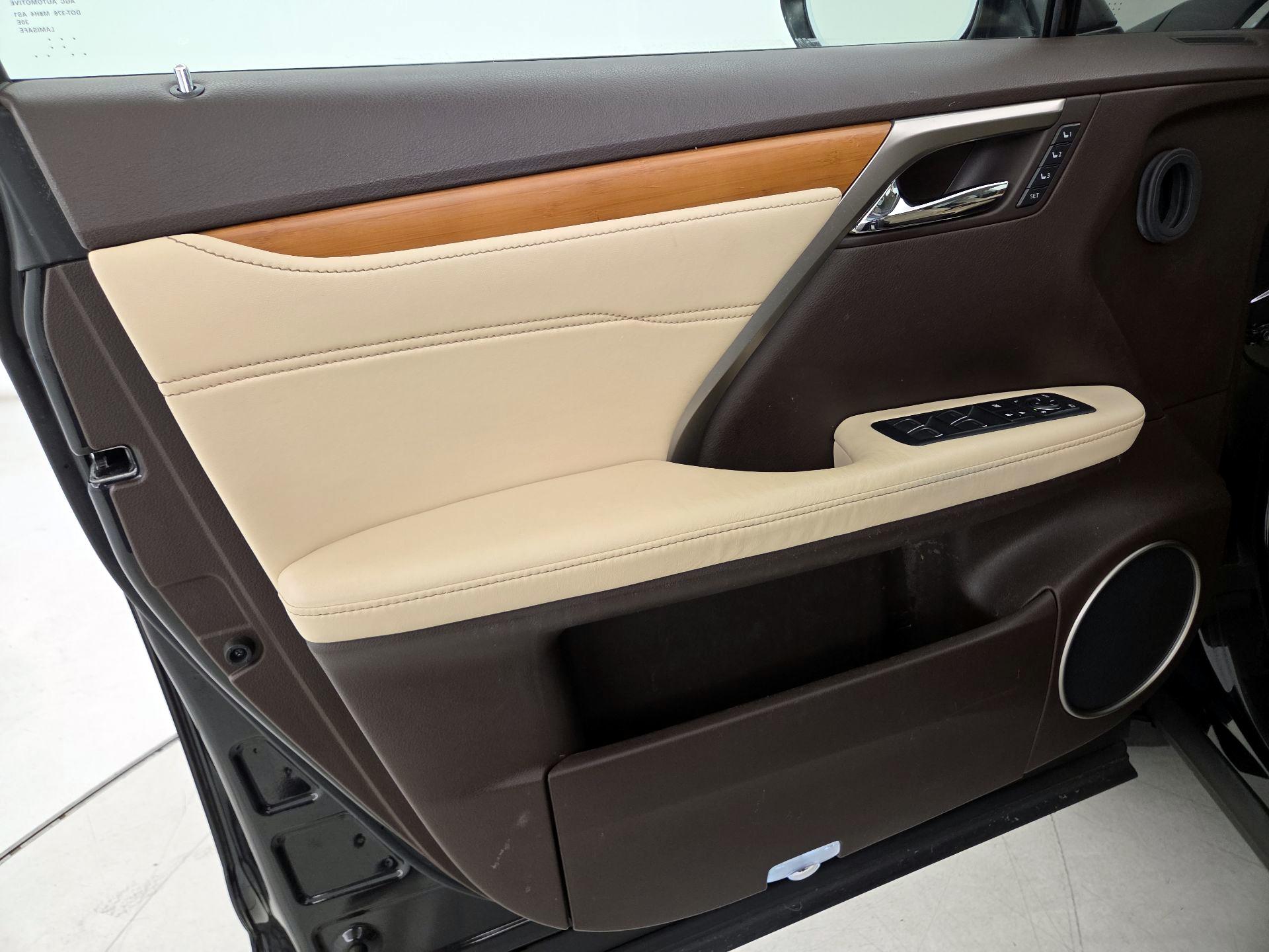 Thumbnail: 2017 Lexus RX - 12