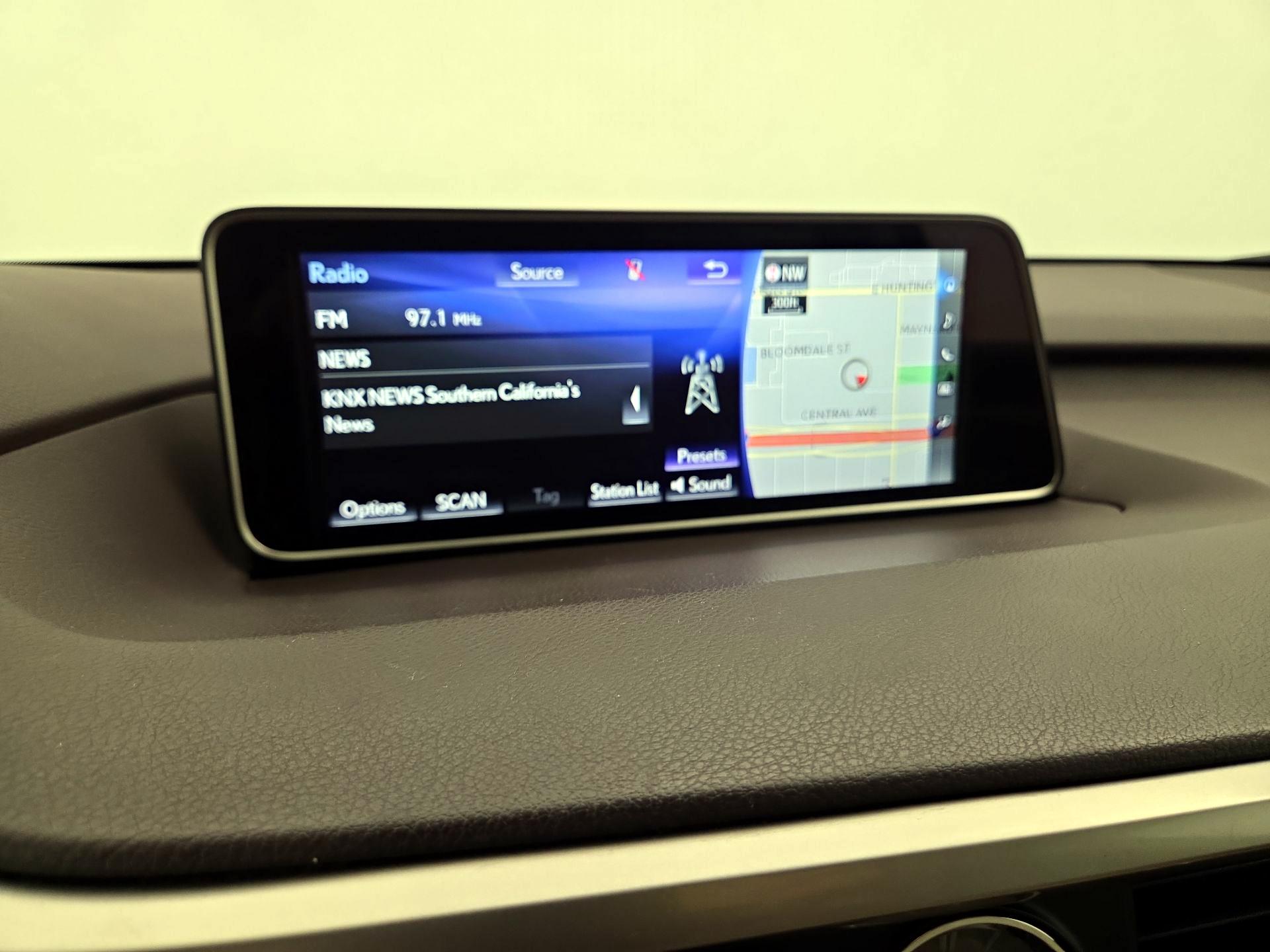 Thumbnail: 2017 Lexus RX - 16