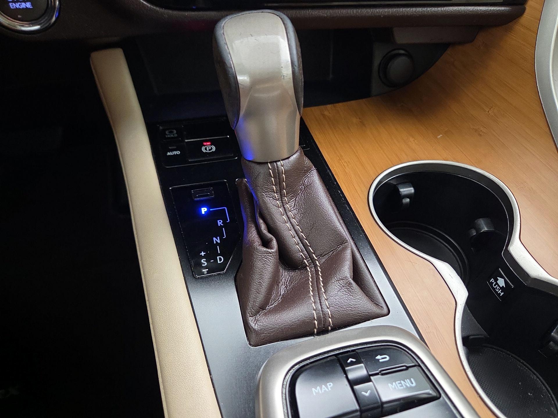 Thumbnail: 2017 Lexus RX - 18