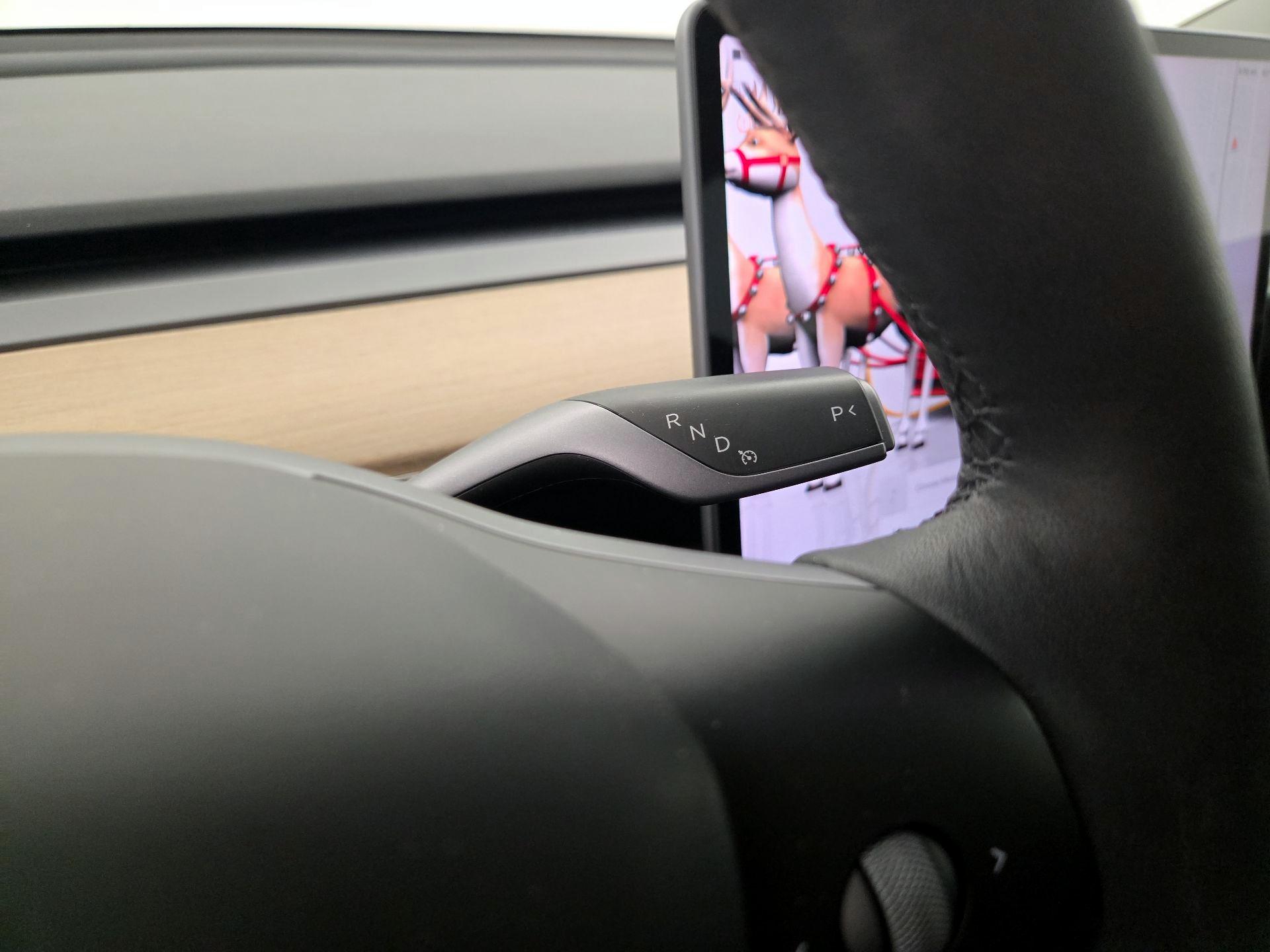 Thumbnail: 2023 Tesla Model 3 - 17