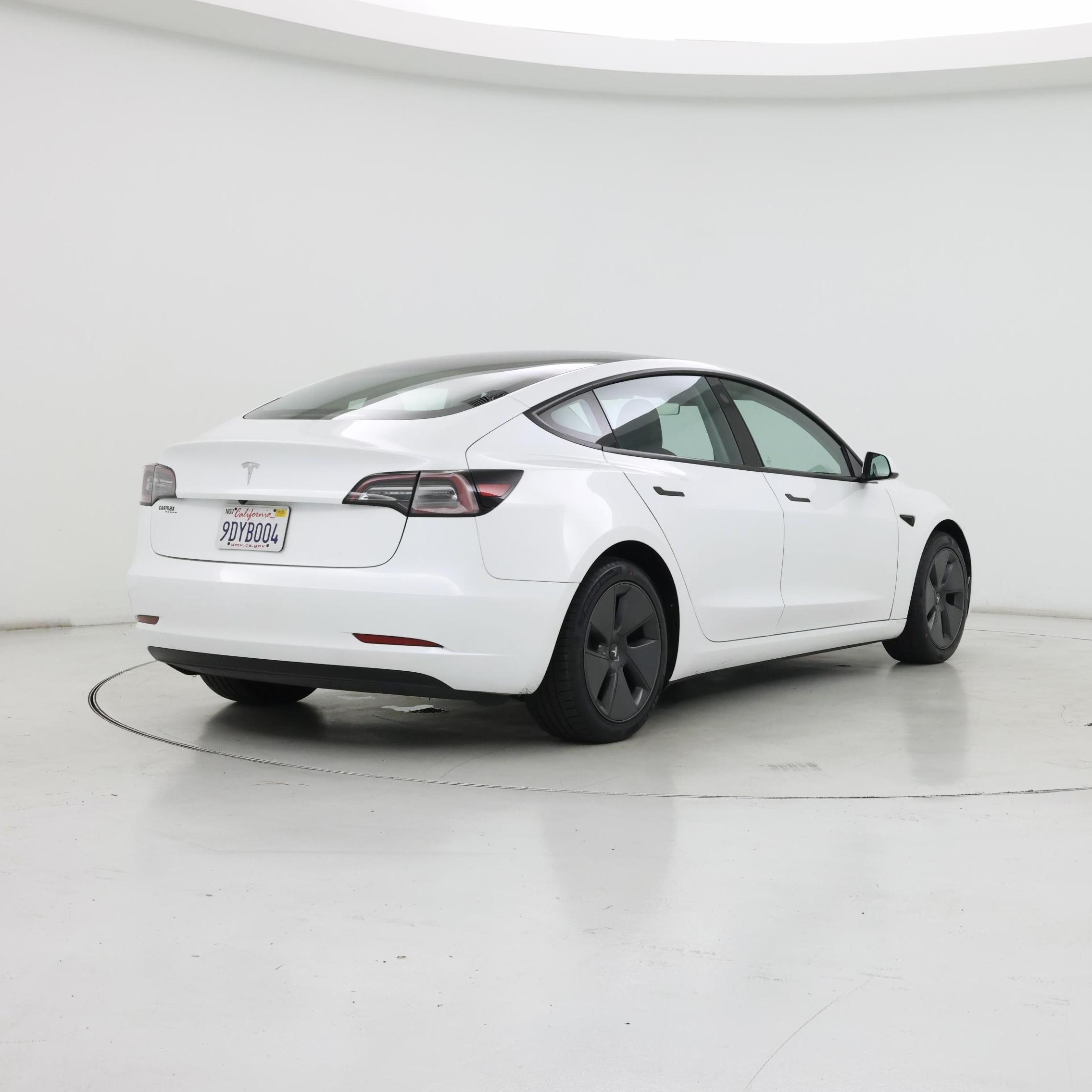 Thumbnail: 2023 Tesla Model 3 - 8