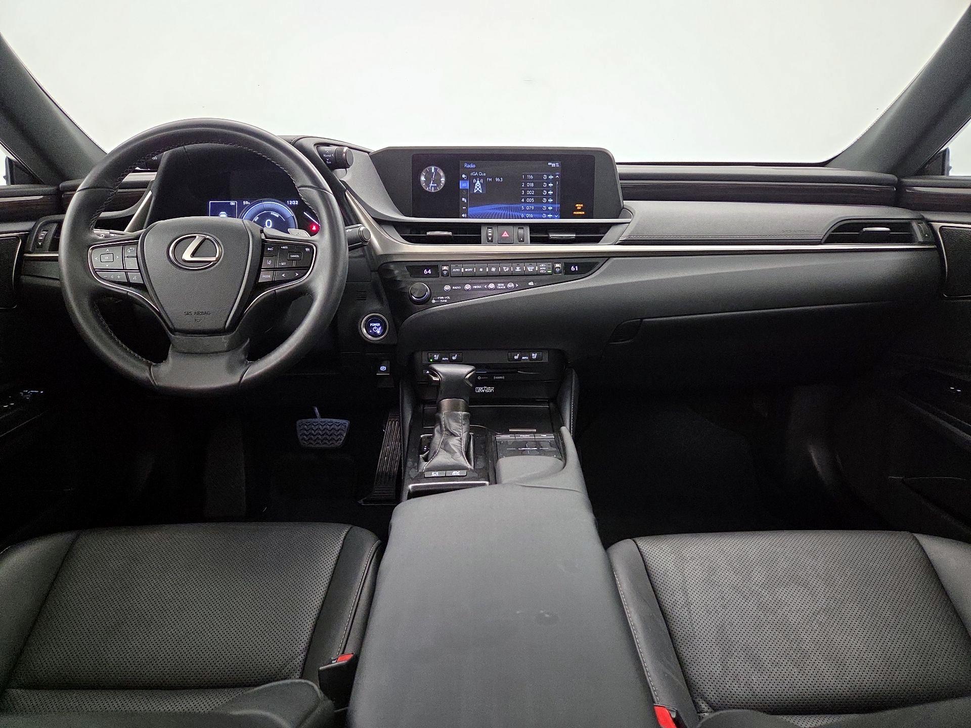 Thumbnail: 2020 Lexus ES - 9