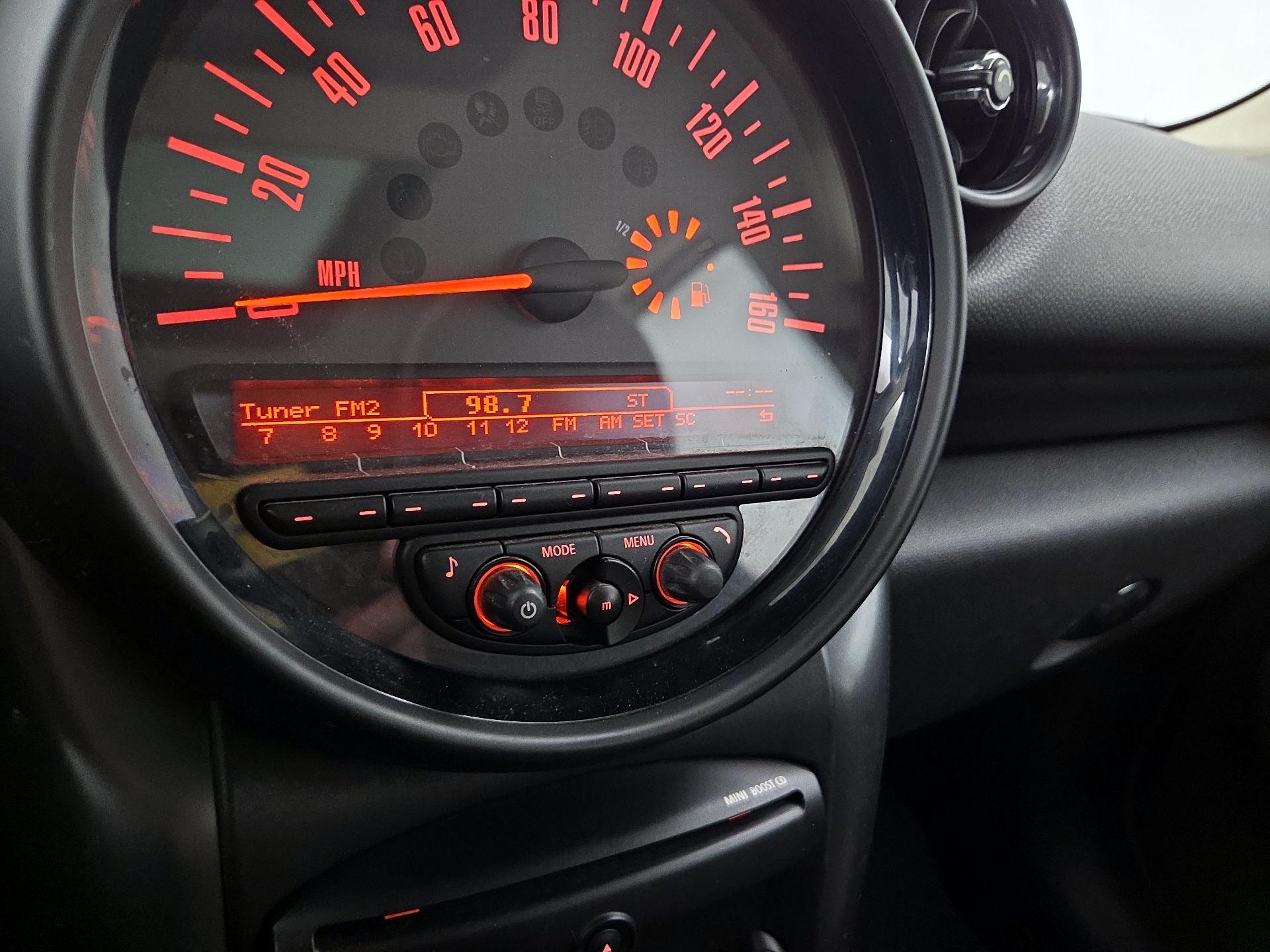 Thumbnail: 2015 MINI Cooper Countryman - 13