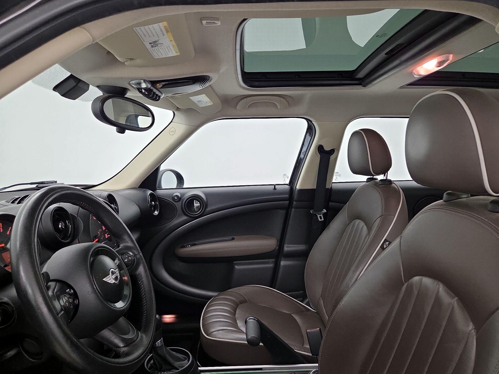 Thumbnail: 2015 MINI Cooper Countryman - 17