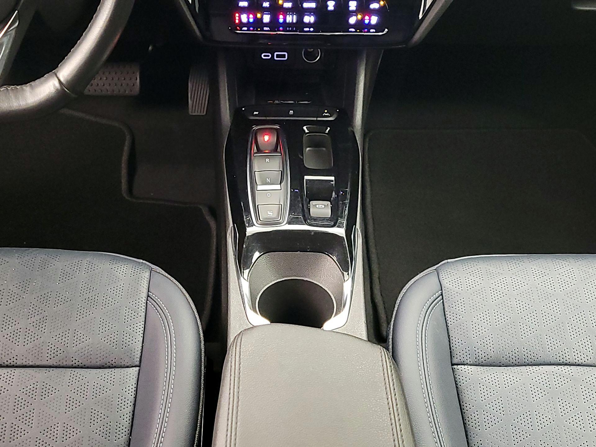 Thumbnail: 2023 Chevrolet Bolt EUV - 17